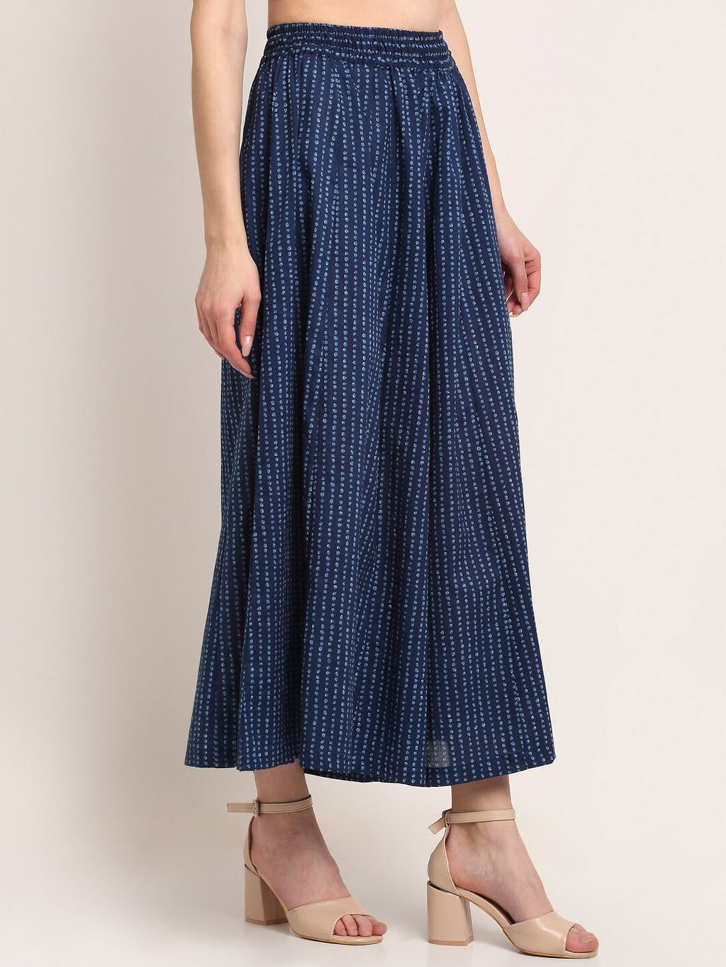 TAG 7 Women Navy Blue Printed Flared Palazzos