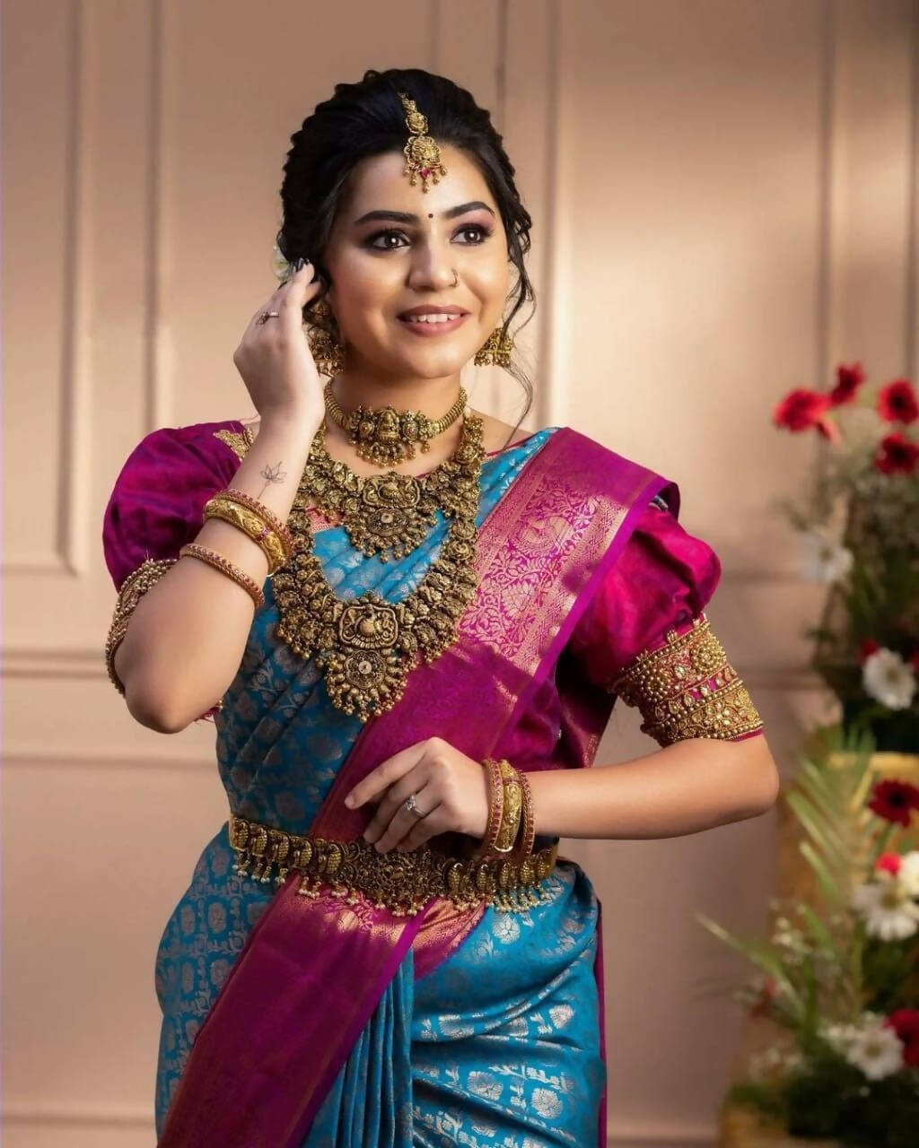 DEIANA'S Beautiful Designer Golden zari Soft Lichi Silk Saree - Blue