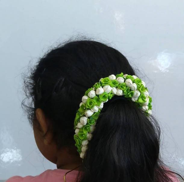 Light Green Gajra