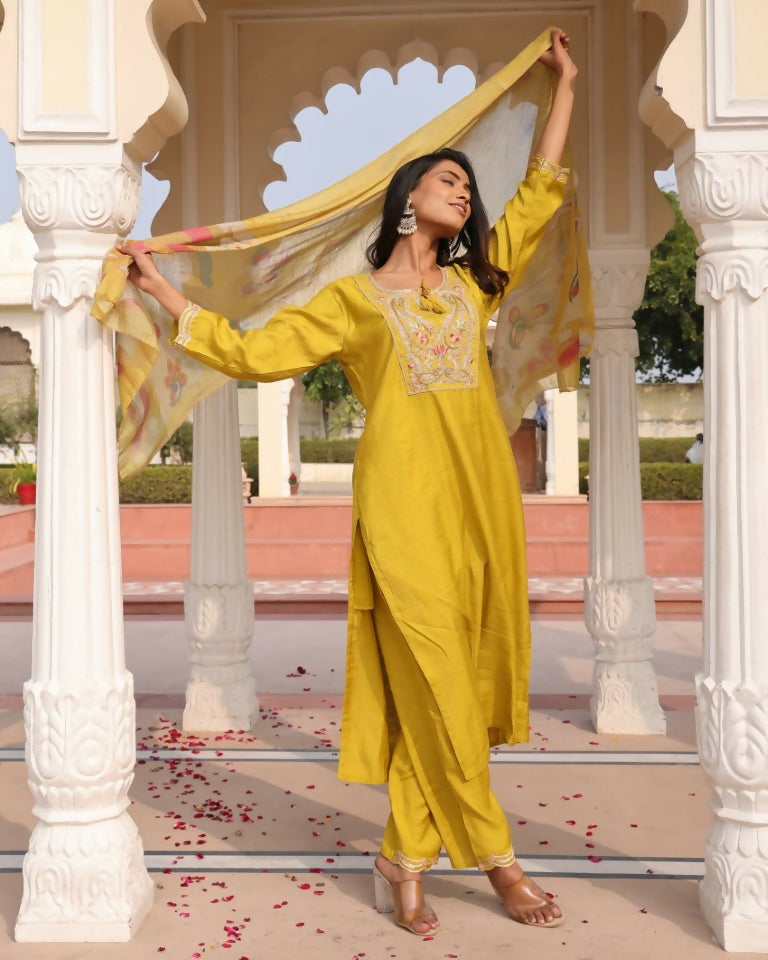 Jyoti Fashion Women's Yellow Cotton Silk Hand Work with Floral Printed Kurta Set