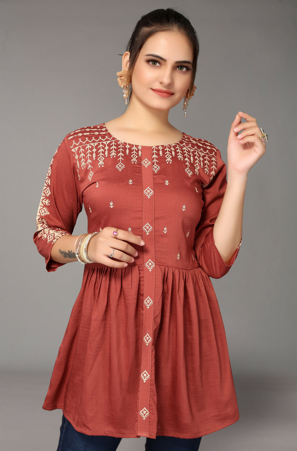 Women's Rust Viscose blend Embroidered Short Top - Marina