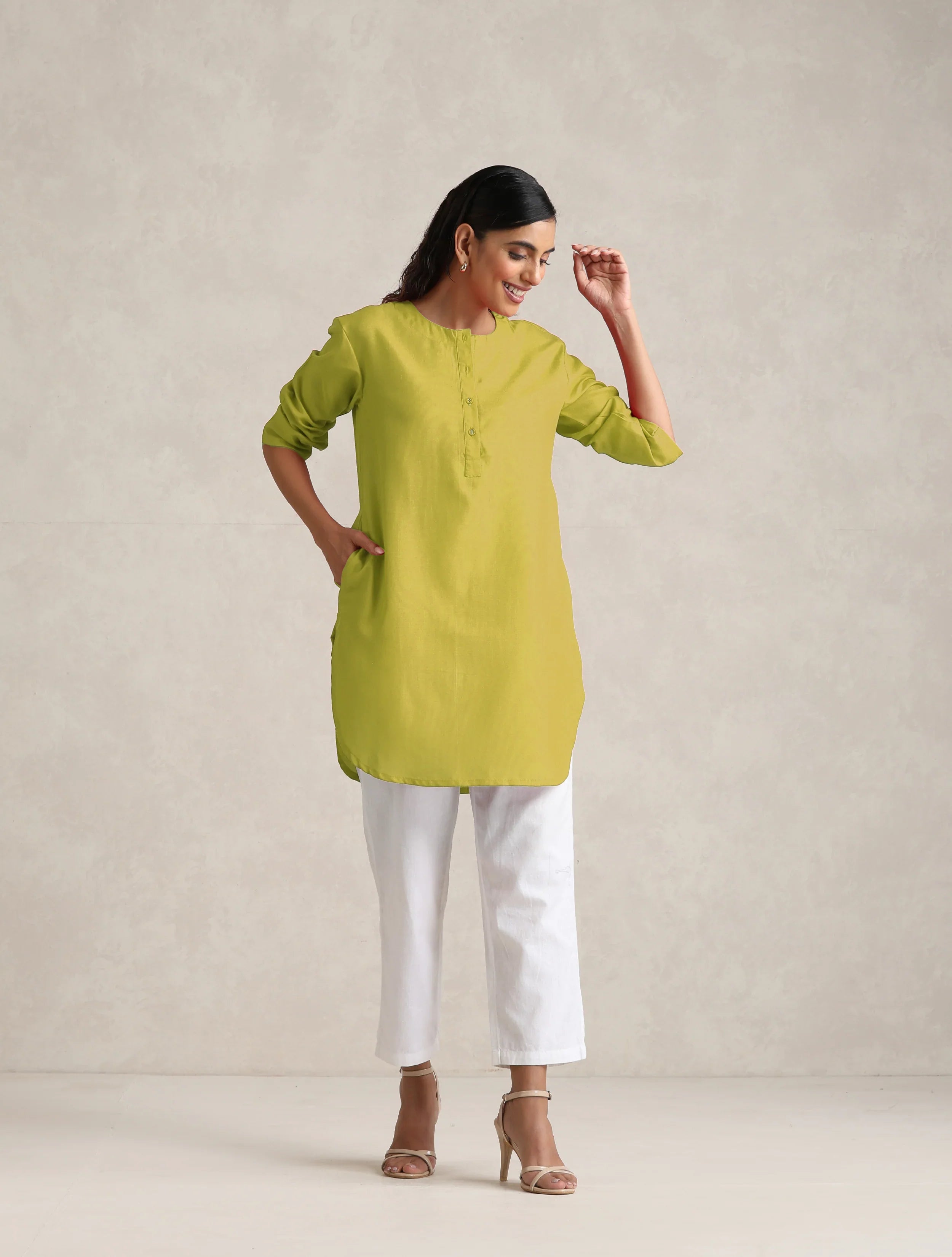trueBrowns Lime Cotton Blend Short Kurta - Distacart