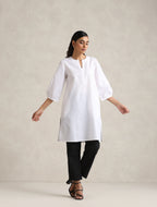 trueBrowns White Cotton Blend Short Kurta - Distacart