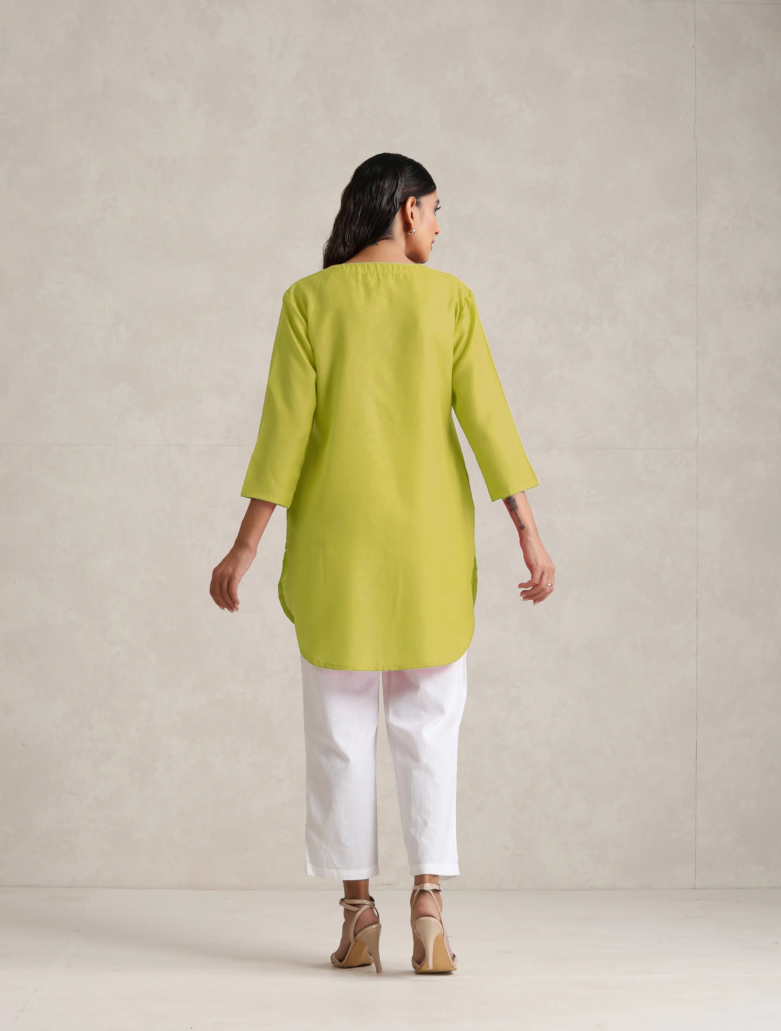 trueBrowns Lime Cotton Blend Short Kurta - Distacart