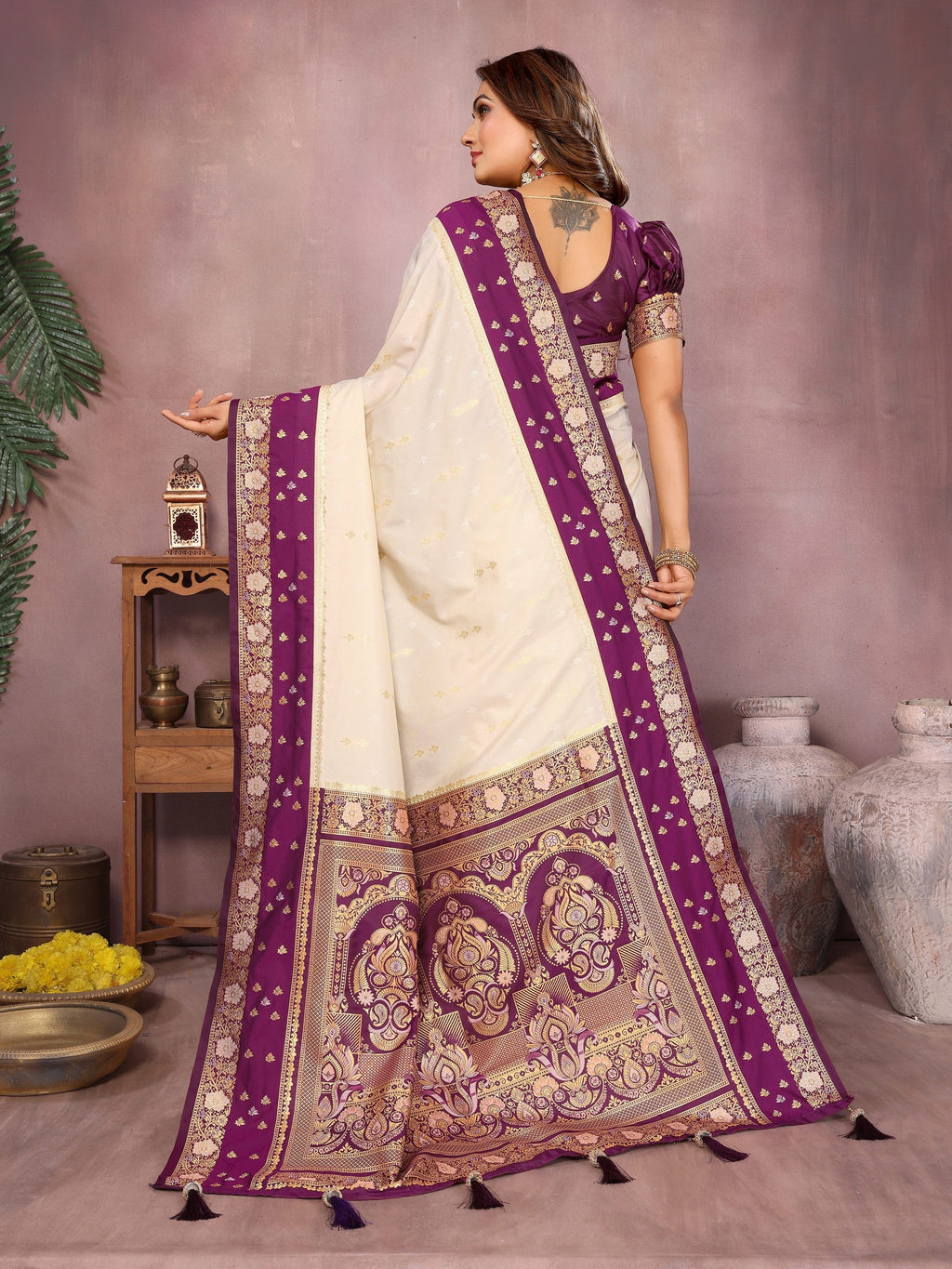 Anaita Beige Handloom Kalamkari Silk Saree With Zari Woven Work - Distacart