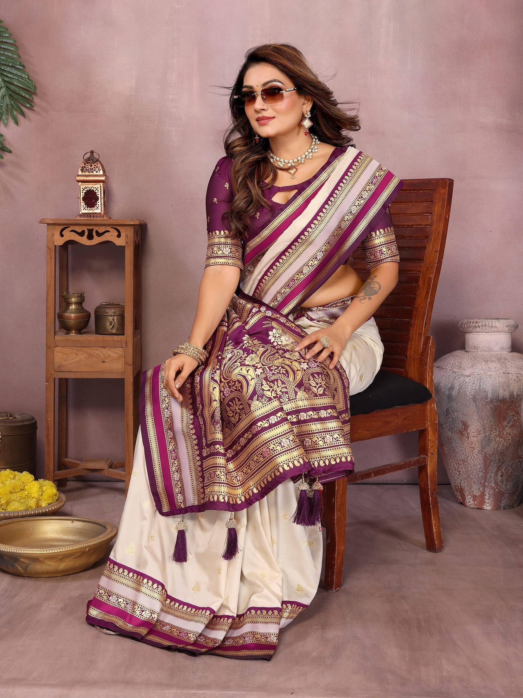 Anaita Beige Handloom Kalamkari Silk Saree With Zari Woven Work - Distacart