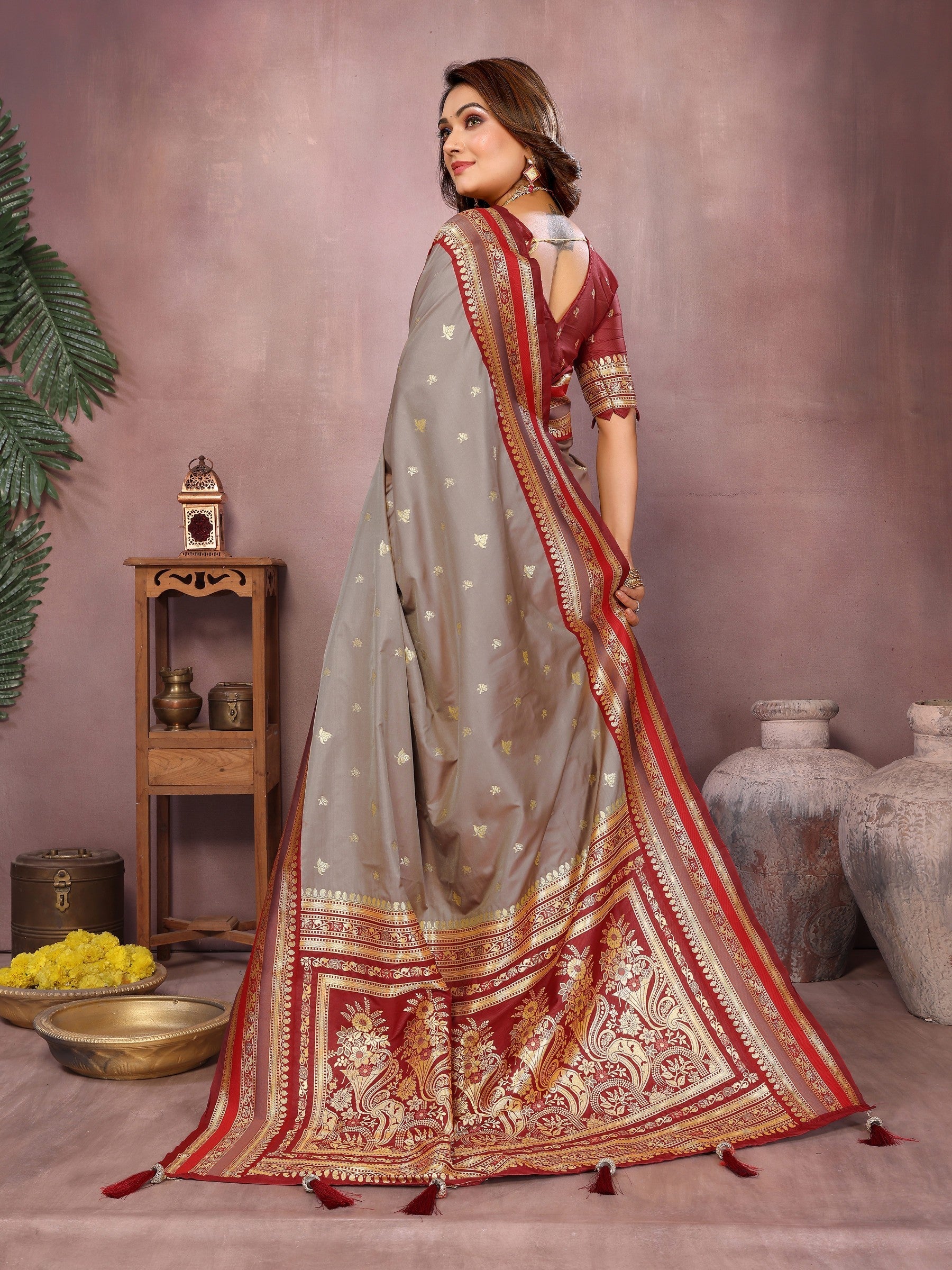 Anaita Grey Handloom Kalamkari Silk Saree With Zari Woven Work - Distacart
