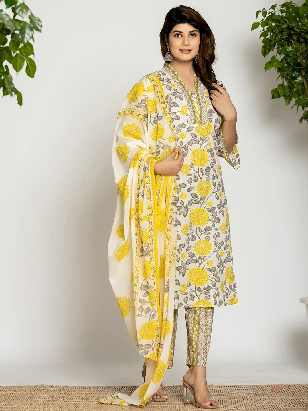 Yufta Yellow And Off White Cotton Pakistani Style Kurta Dupatta Set