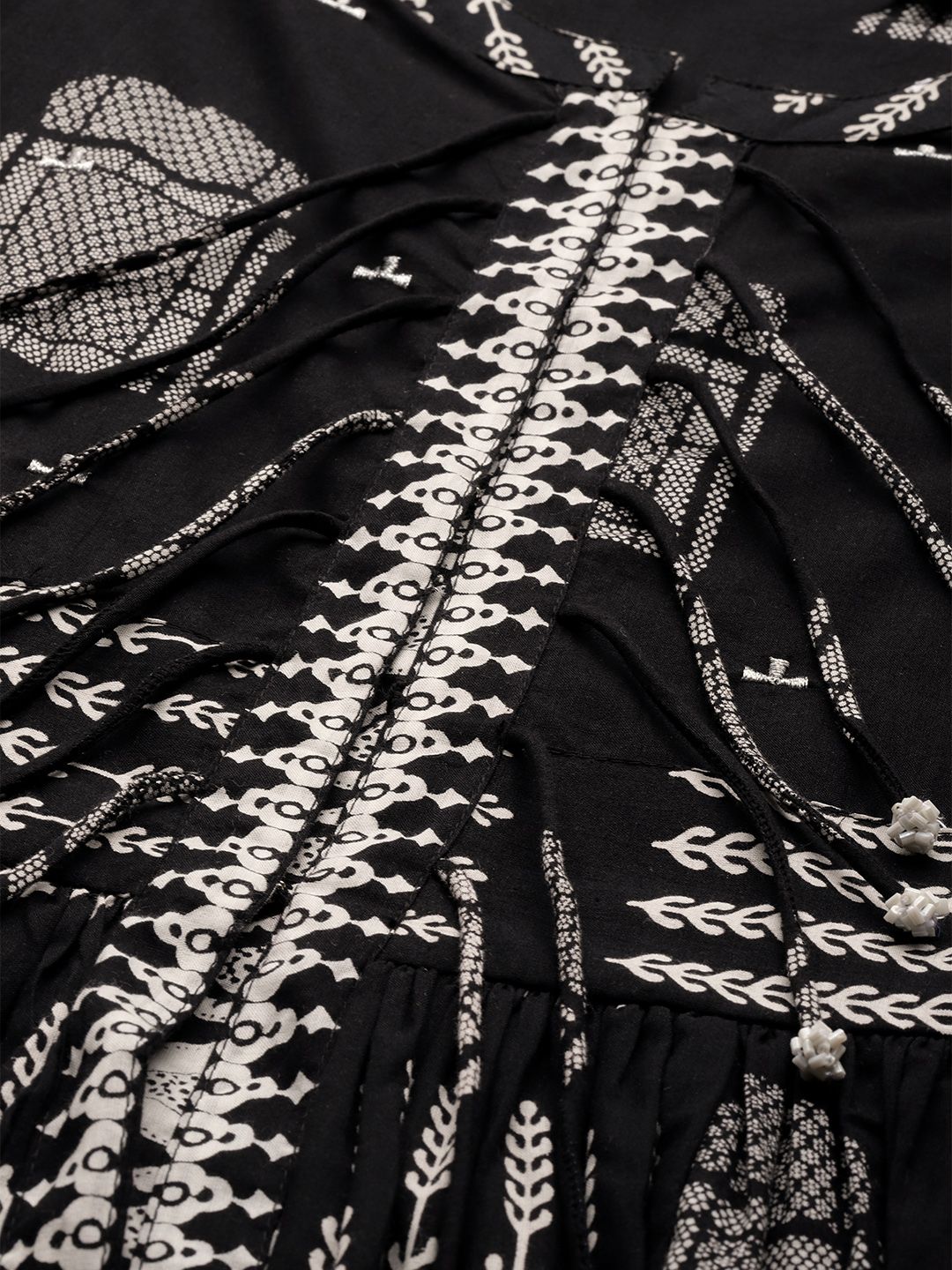 Sangria Women Black & White Ethnic Motifs Printed Pure Cotton Kurta with Sharara