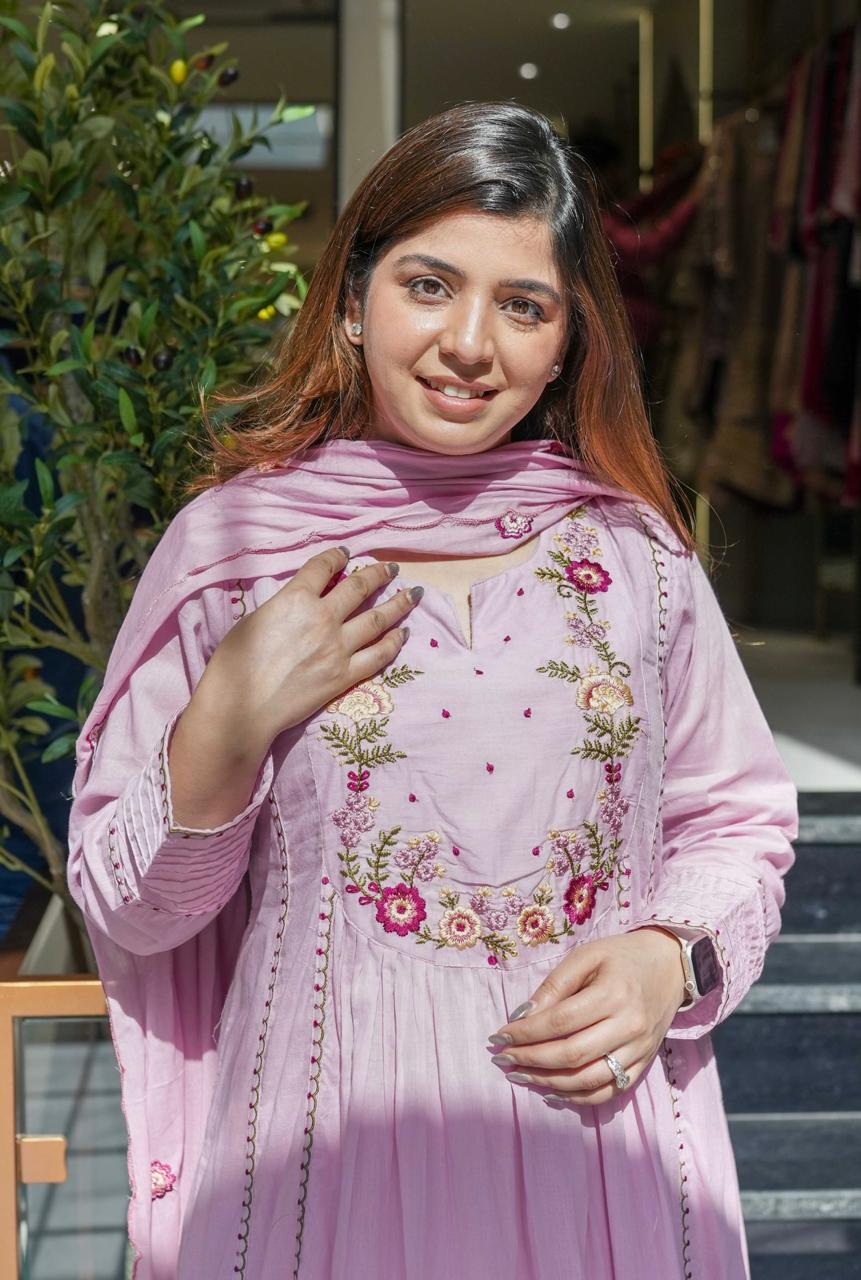 Vegaa Fashion Light Pink Chanderi Silk Embroidered Salwar Suit - Distacart
