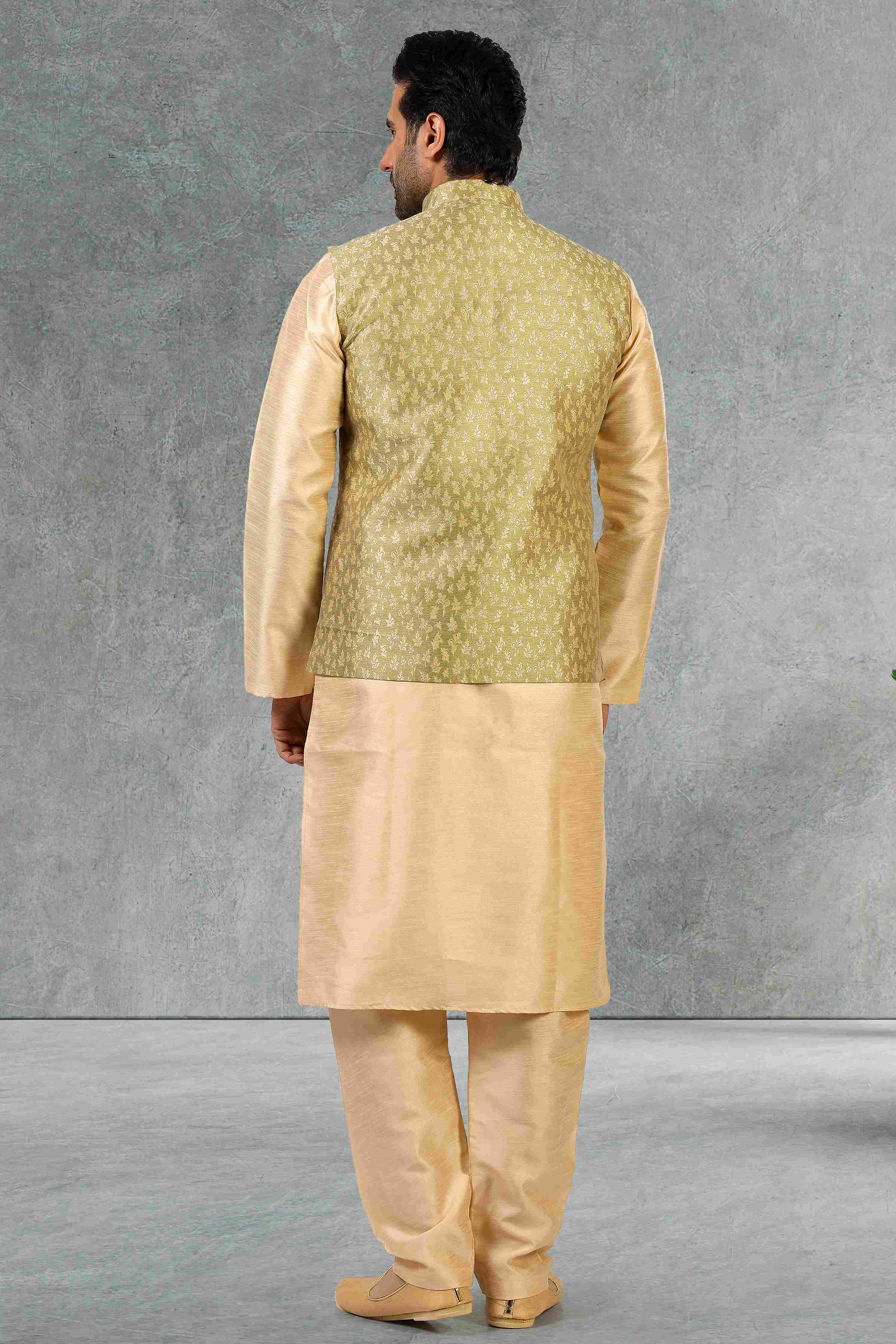 Raivat Ethnic Jacquard Banarasi Silk Woven Work 3 Pics Jacket Set In Light Green Colour