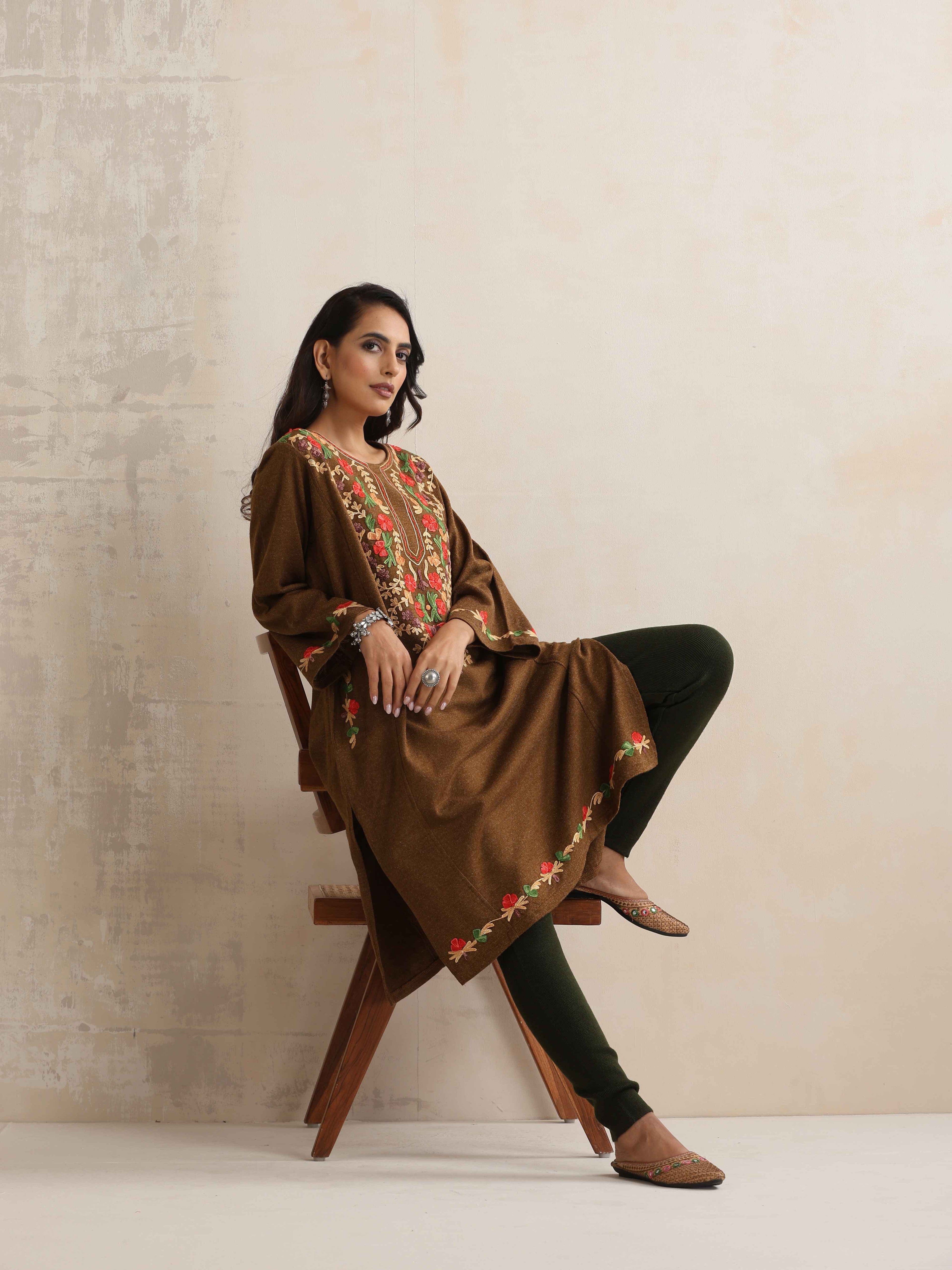 trueBrowns Brown Kashmiri Embroidered Woollen Phiran Kurta - Distacart