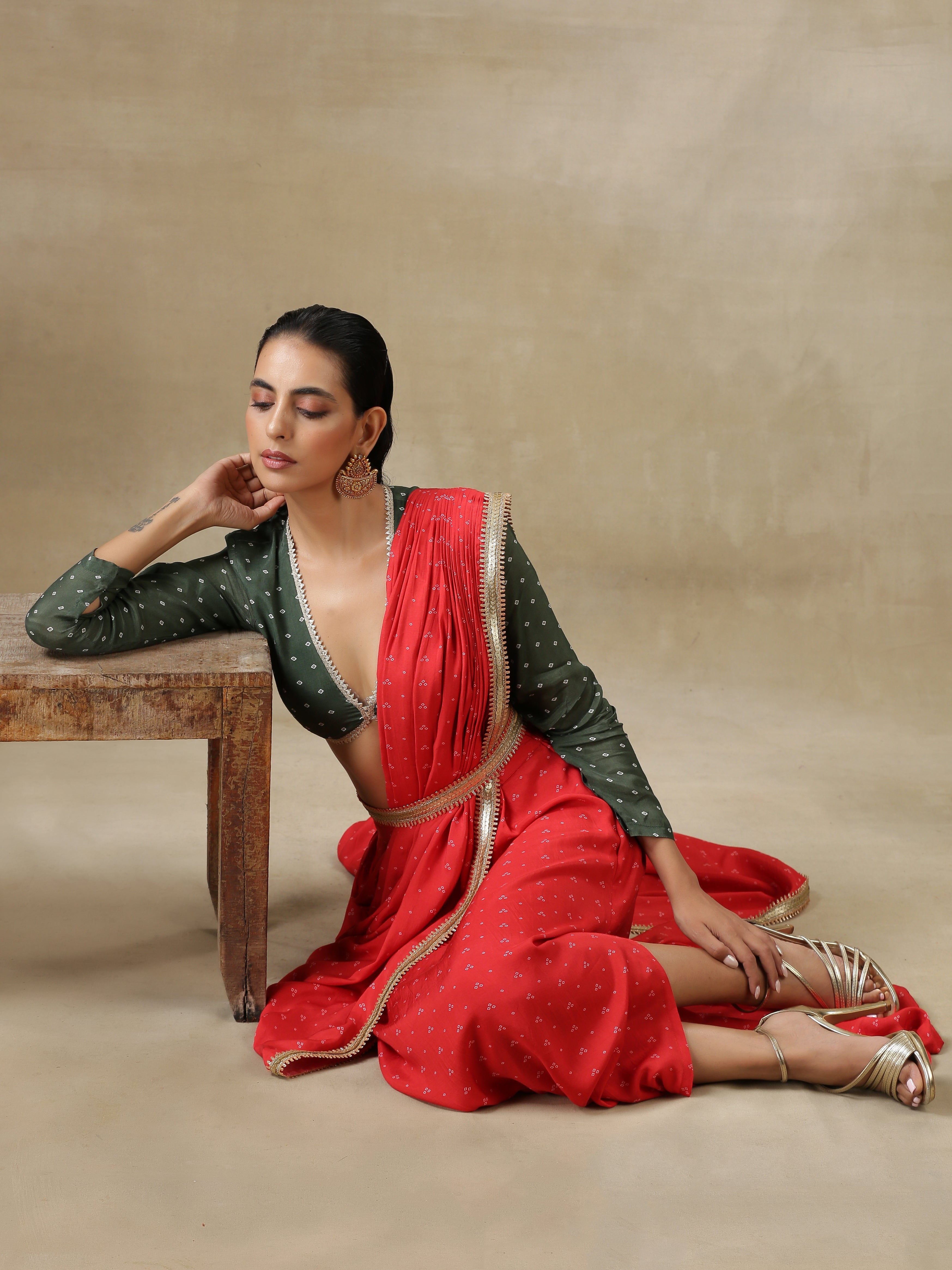trueBrowns Red Bandhani Printed Silk Skirt Stitched Saree with Belt