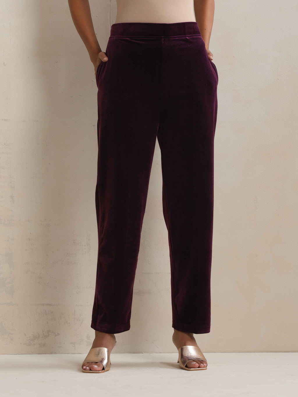 trueBrowns Purple Velvet Floral Embroidered Kurta Pant Dupatta Set - Distacart