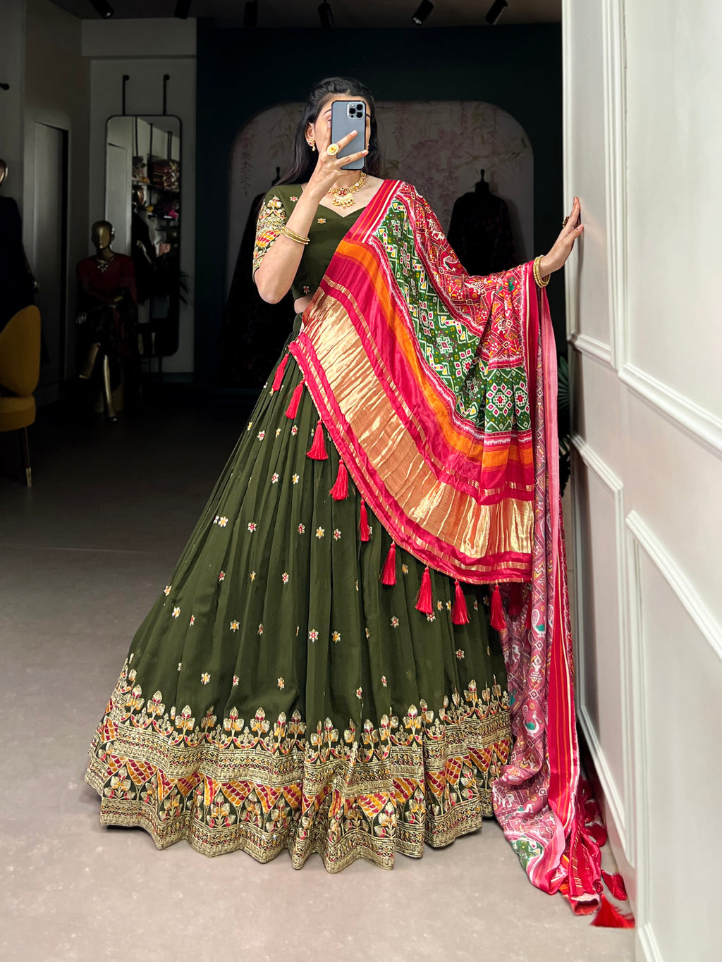 Lorenvalley Green Georgette Sequins and Thread Embroidery Work Lehenga Choli