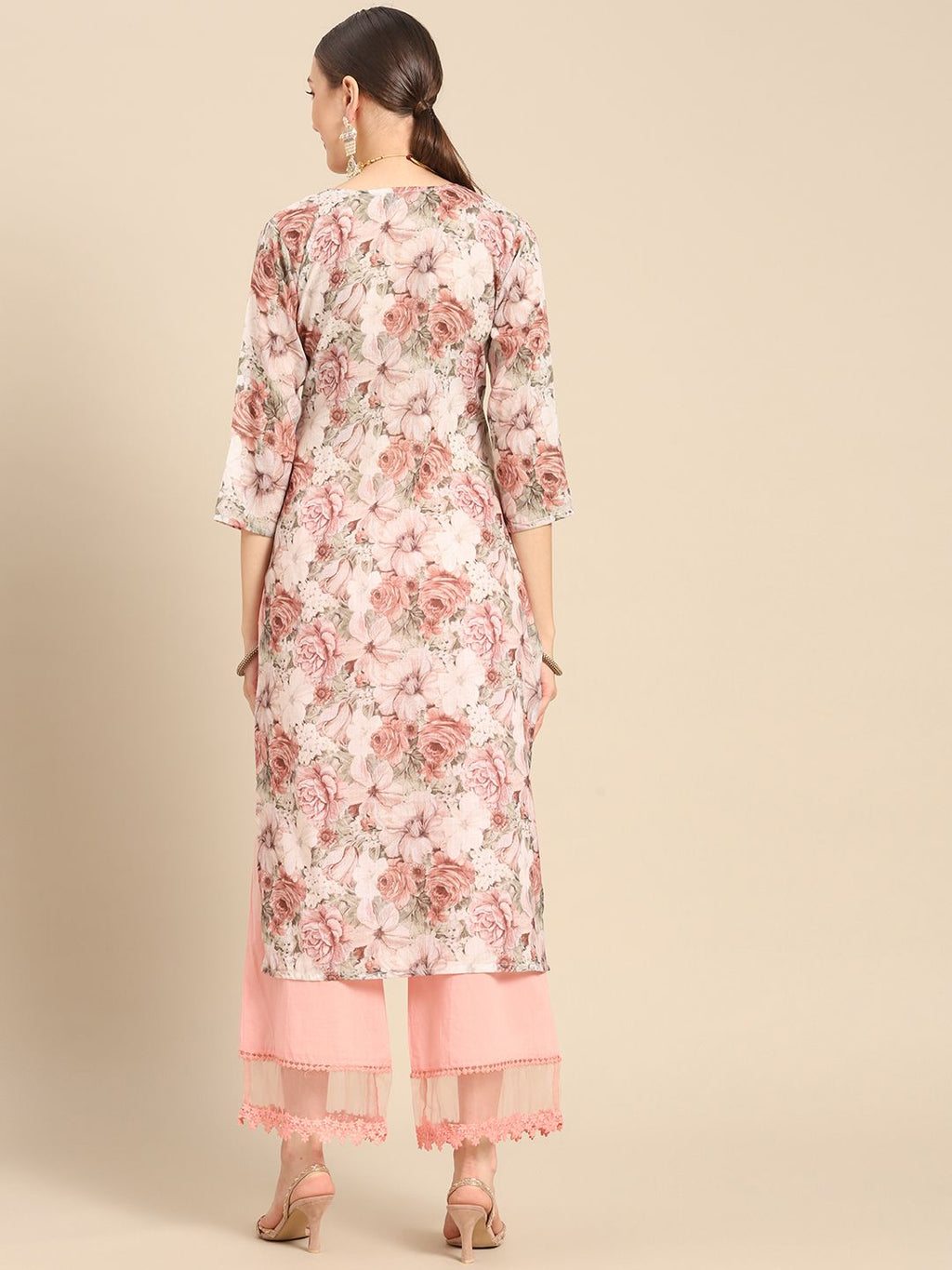 Sangria Women White & Pink Floral Printed Kurta