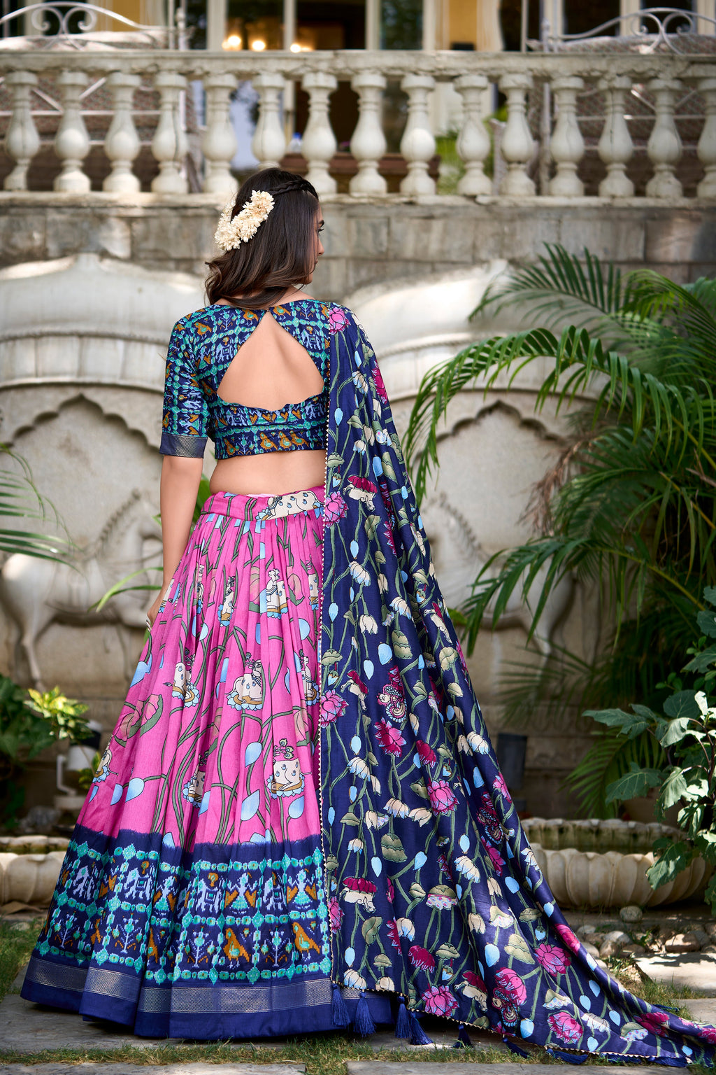 Lorenvalley Pink Tussar Silk Pichwai With Patola Print And Zari Weaving Border Lehenga Choli with Dupatta
