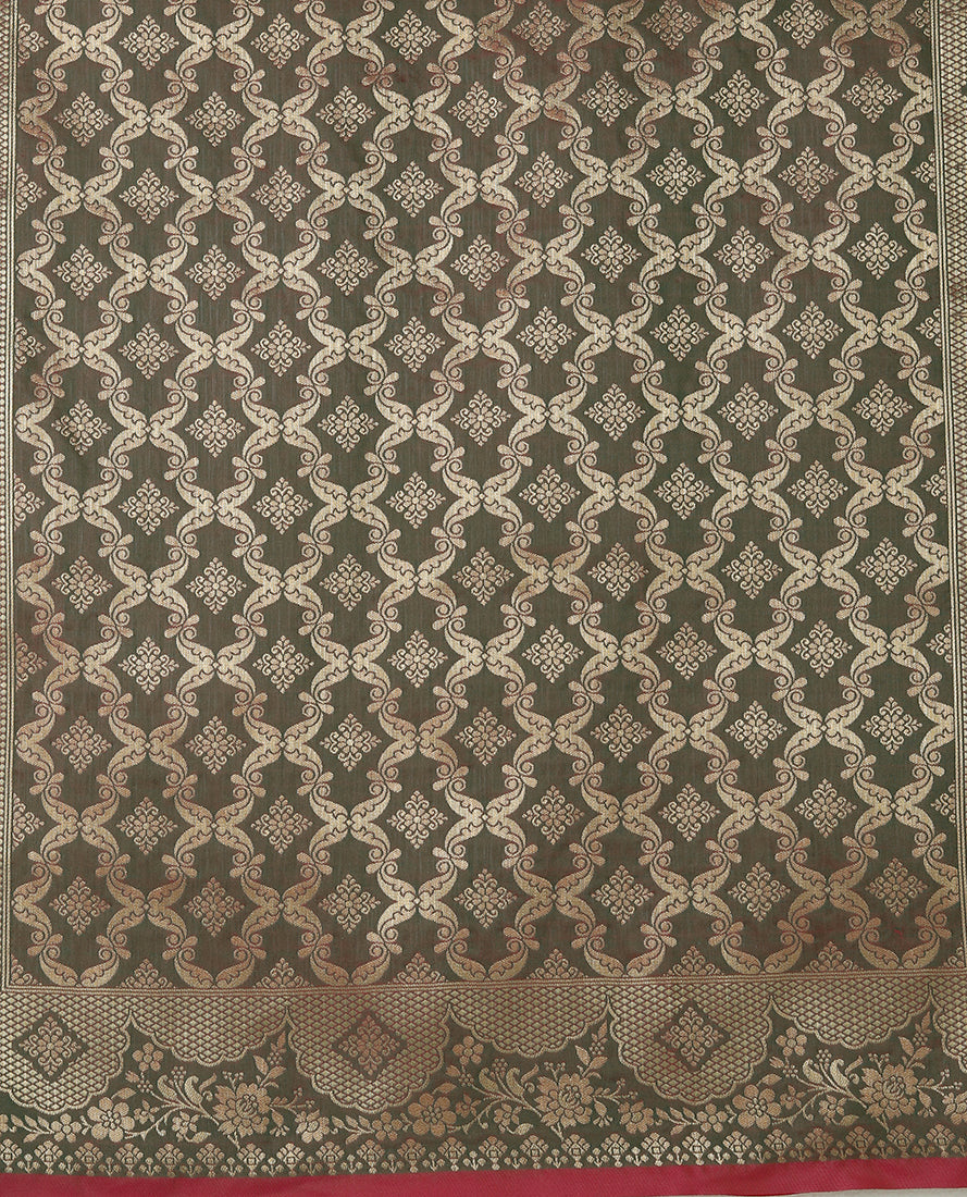 Monjolika Fashion Pink Banarasi Silk Blend SareeWith Zari Woven Rich Brocade Design - Distacart