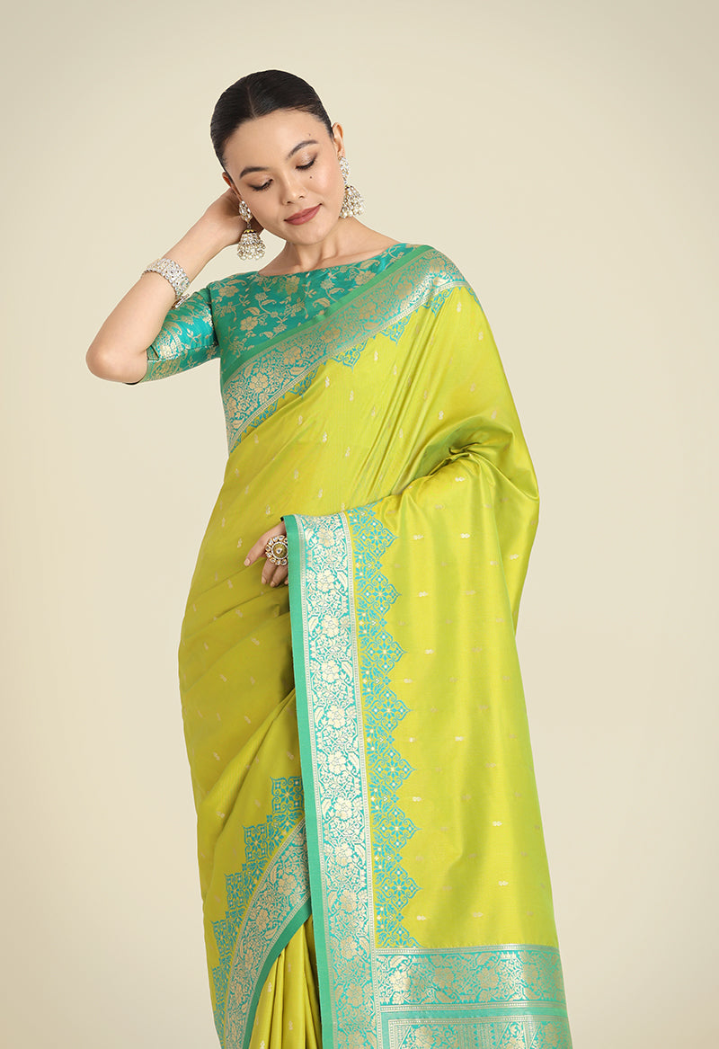 Monjolika Fashion Banarasi Silk Parrot Green Color Weaving Designer Saree