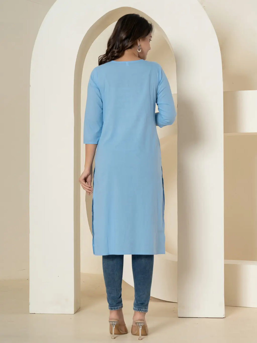 Yufta Women Sky Blue Chikankari Straight Kurta