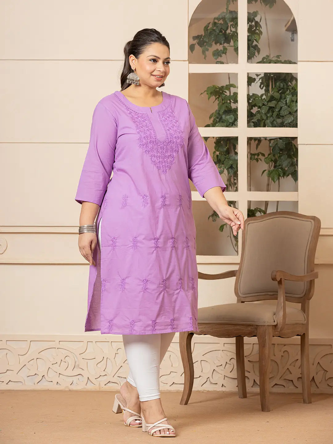 Yufta Women Lavender Floral Straight Plus Size Kurta