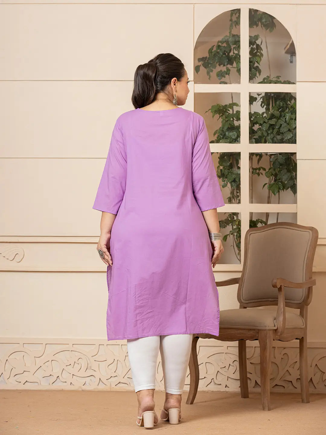 Yufta Women Lavender Floral Straight Plus Size Kurta