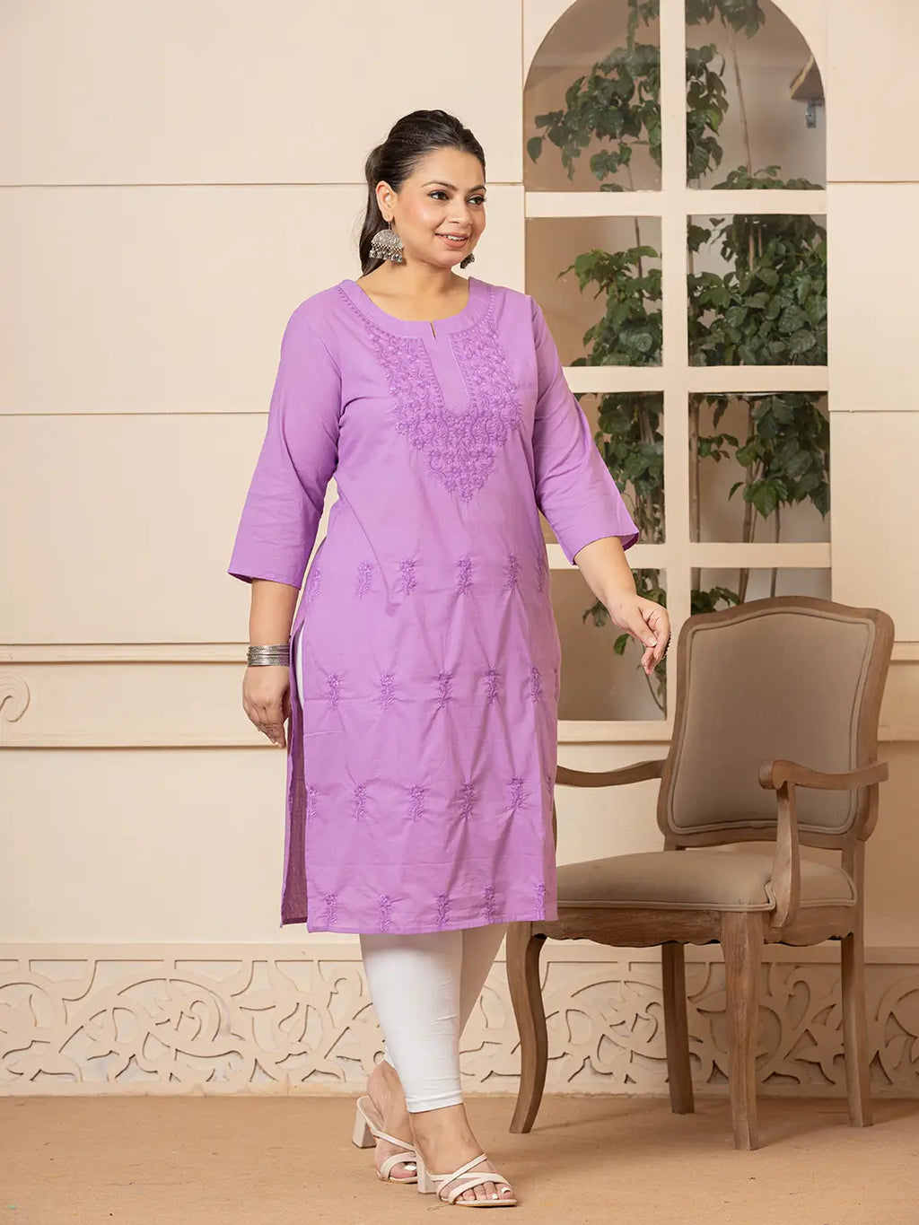 Yufta Women Lavender Floral Straight Plus Size Kurta