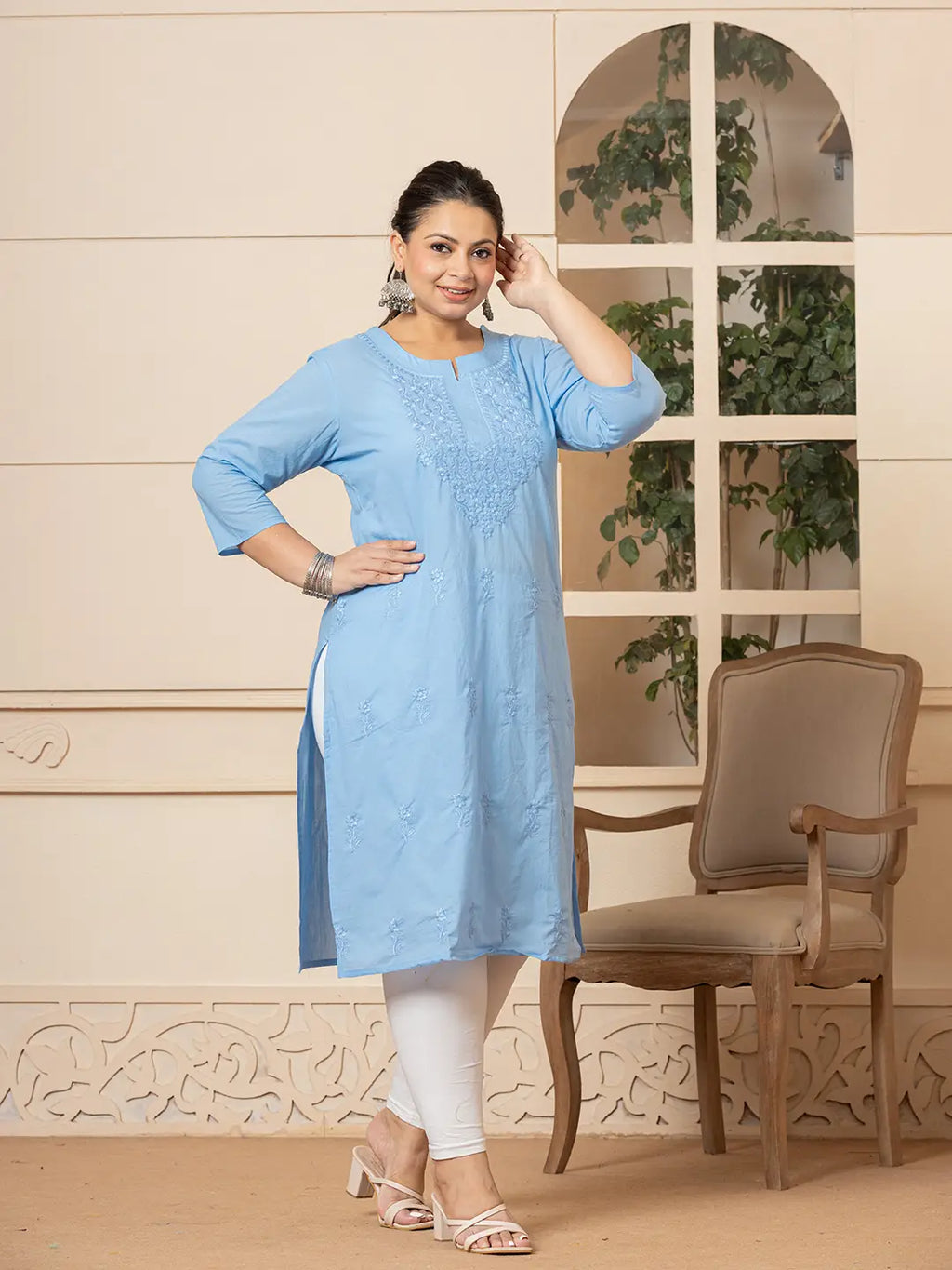 Yufta Women Sky Blue Floral Straight Plus Size Kurta