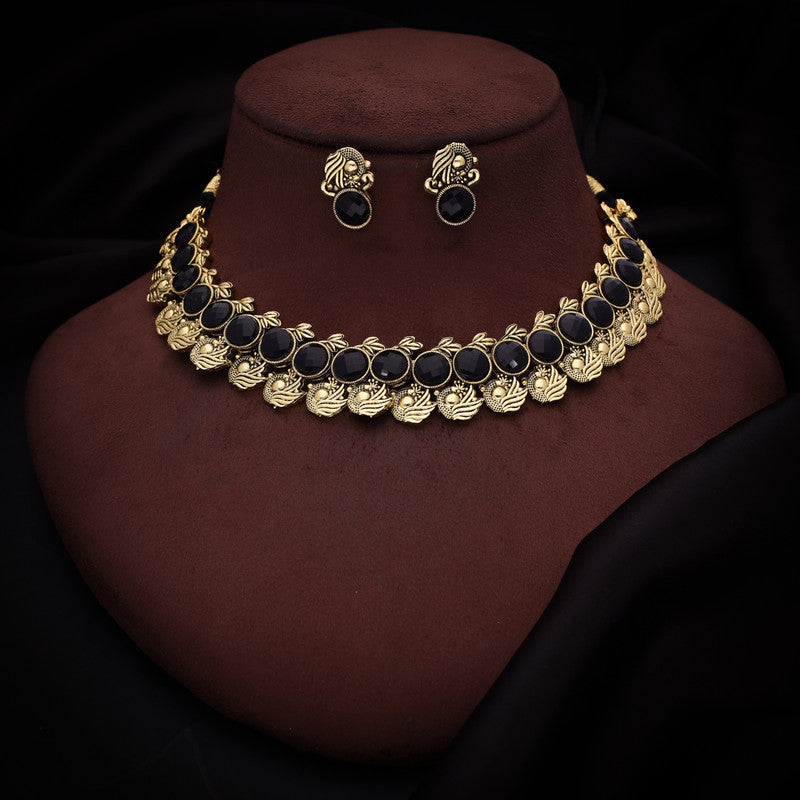 Tehzeeb Creations Black Colour Gold-Polished Stone Jewellery Choker Necklace Set With Matching Pair of Stud Earrings