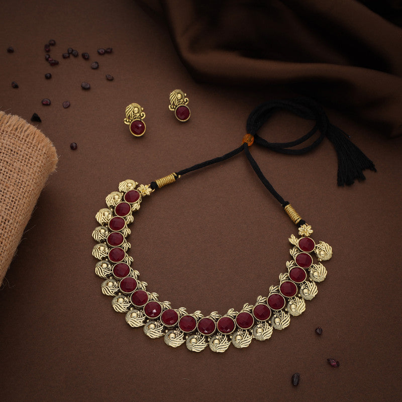 Tehzeeb Creations Maroon Colour Gold-Polished Stone Jewellery Choker Necklace Set With Matching Pair of Stud Earrings