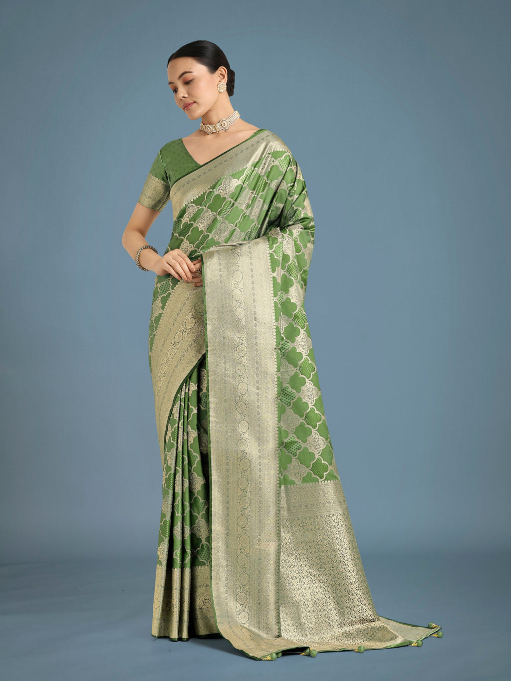 Monjolika Fashion Green Banarasi Satin Silk Saree with Rich Zari Woven Pallu & Blouse Piece - Distacart