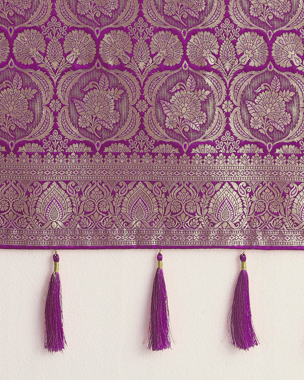 Monjolika Fashion Effervescent Purple Soft Banarasi Satin Silk Saree With Elision Blouse Piece