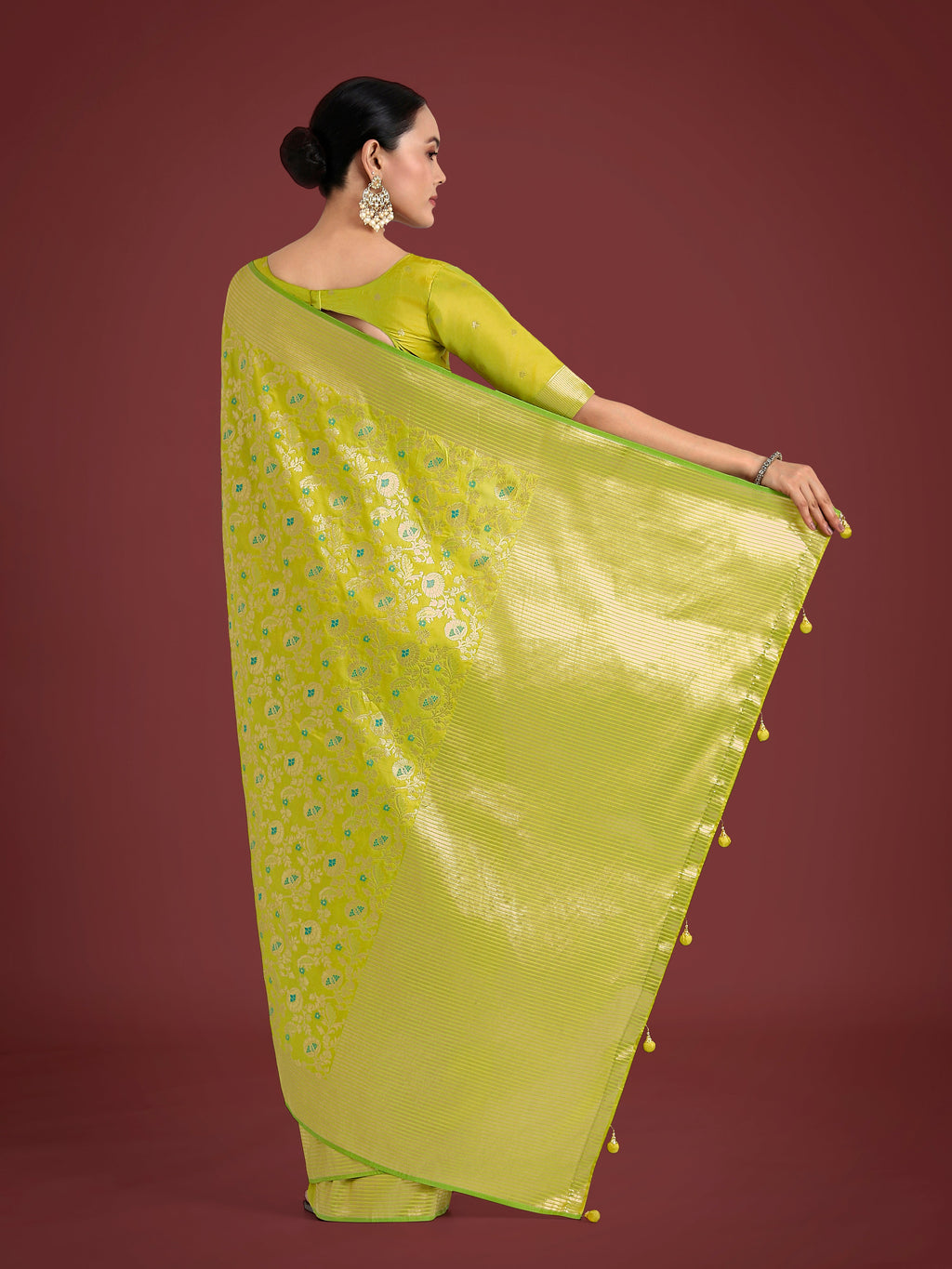 Monjolika Fashion Banarasi Silk Parrot Green Zaal Pattern Traditional Saree - Distacart