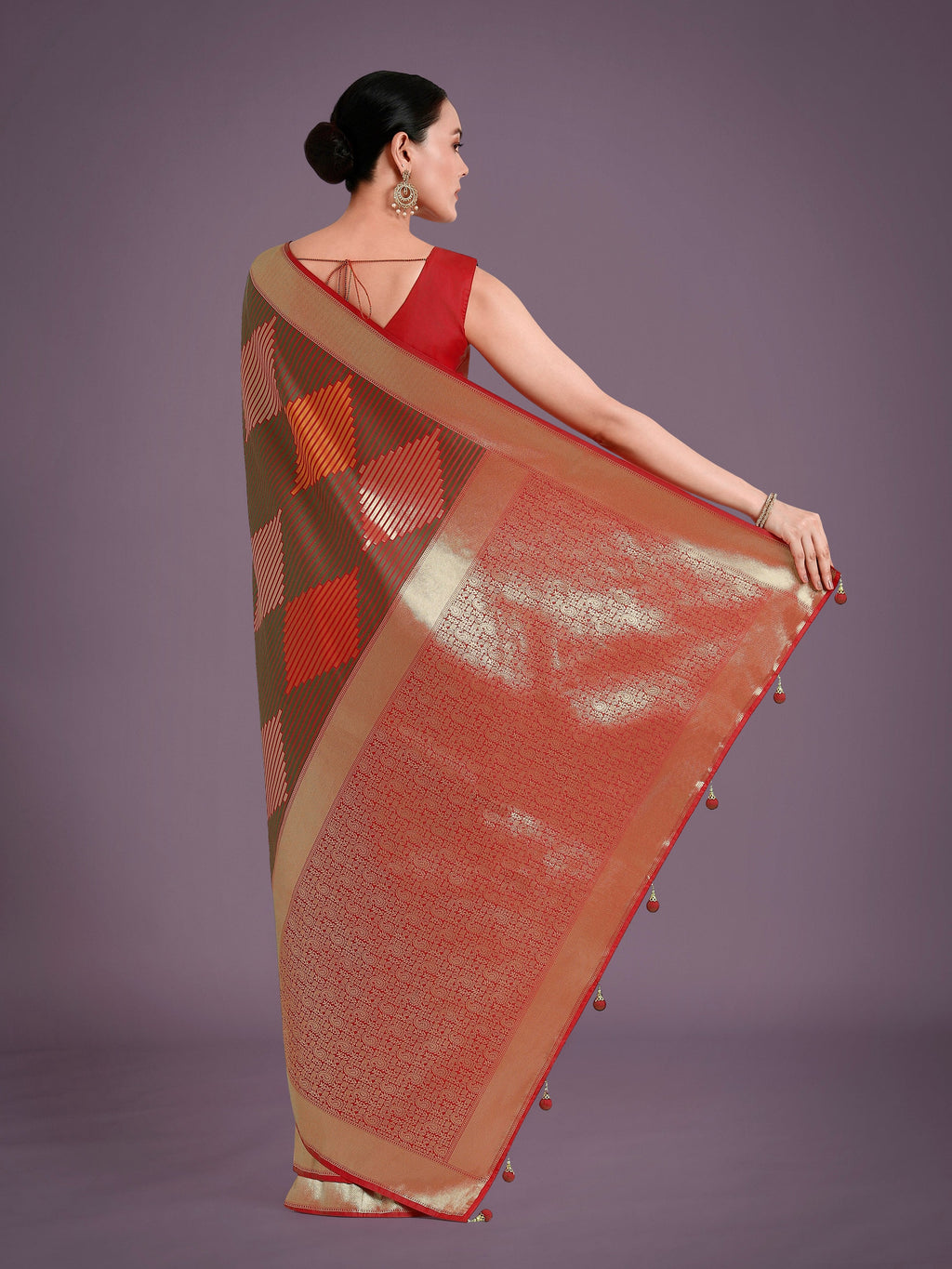 Monjolika Fashion Red Colour Banarasi Silk Zari Weaving Classic Saree - Distacart