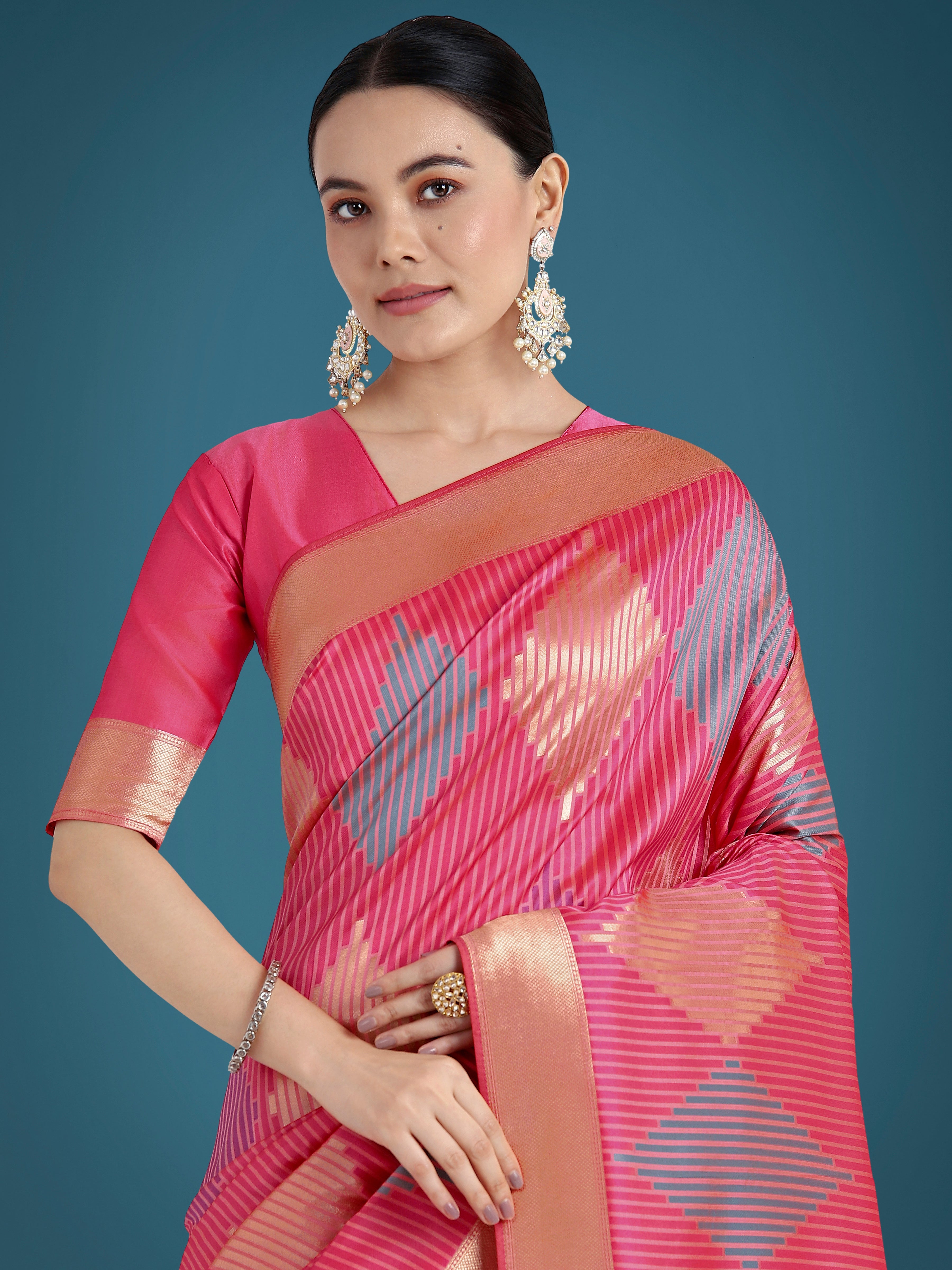 Monjolika Fashion Light Pink Colour Banarasi Silk Zari Weaving Classic Saree - Distacart