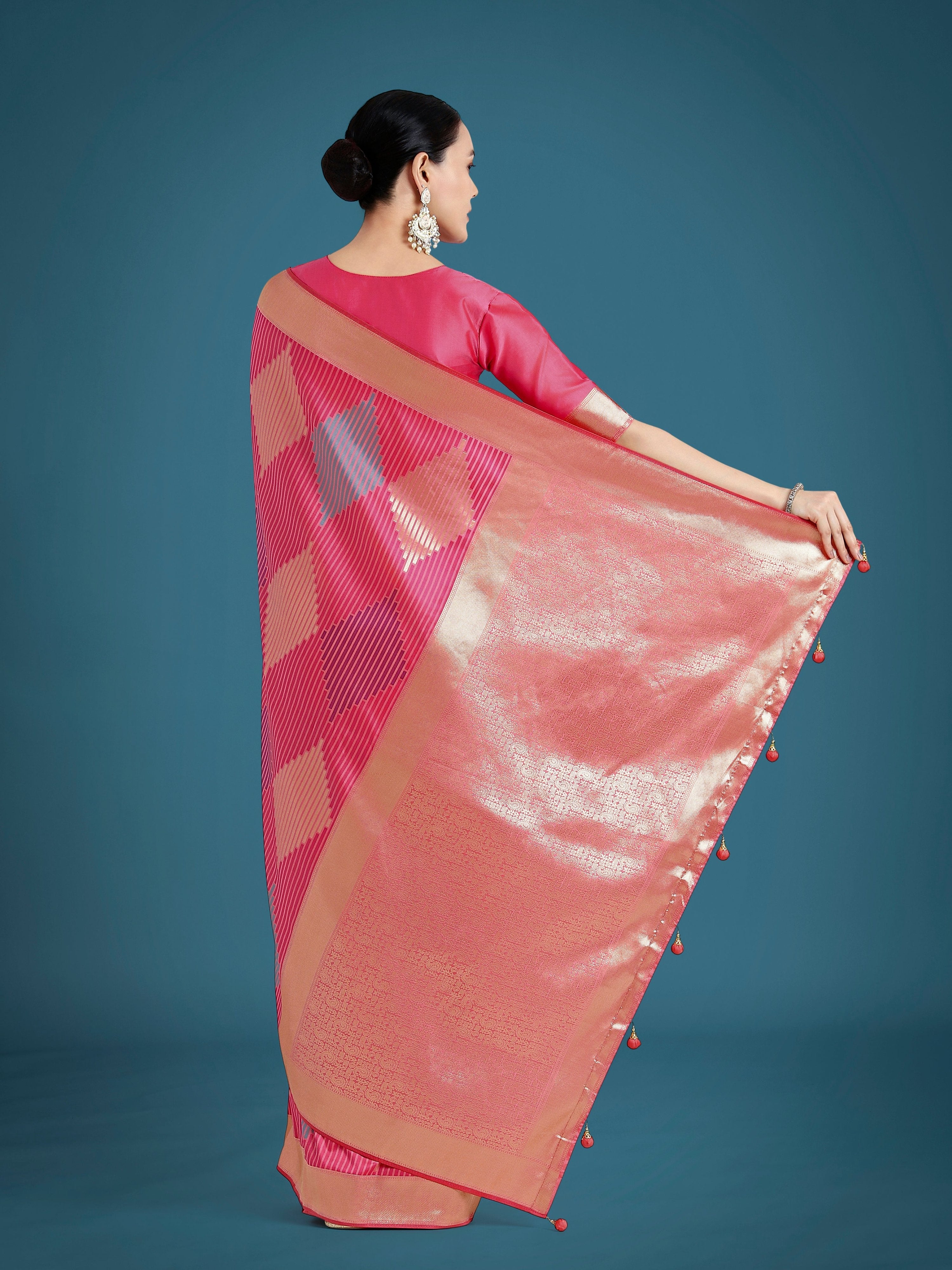 Monjolika Fashion Light Pink Colour Banarasi Silk Zari Weaving Classic Saree - Distacart