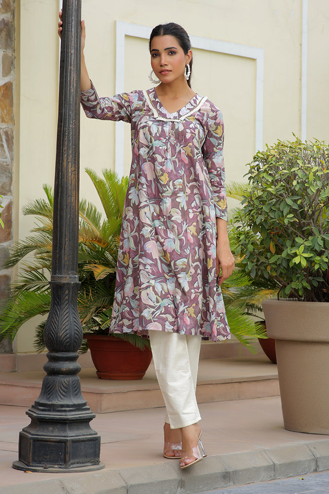 Vaasva Women Cream Printed Kurta Set With Solid Pants