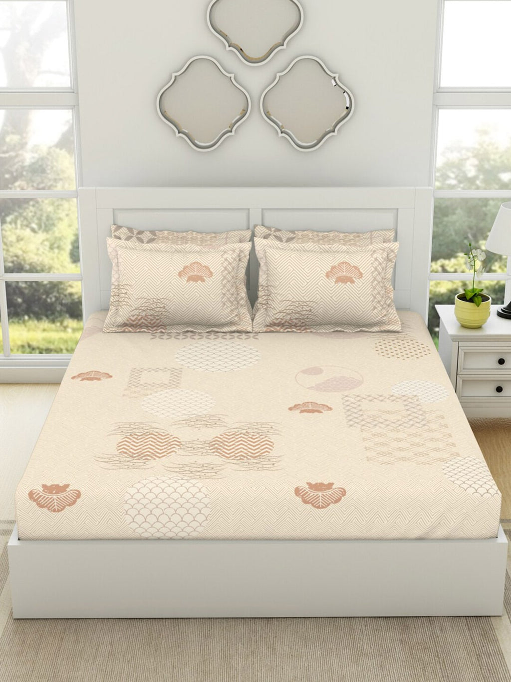 SPACES Pattern Art Cream Printed Egyptian Cotton 350 TC King Bedsheet & 4 Pillow Covers