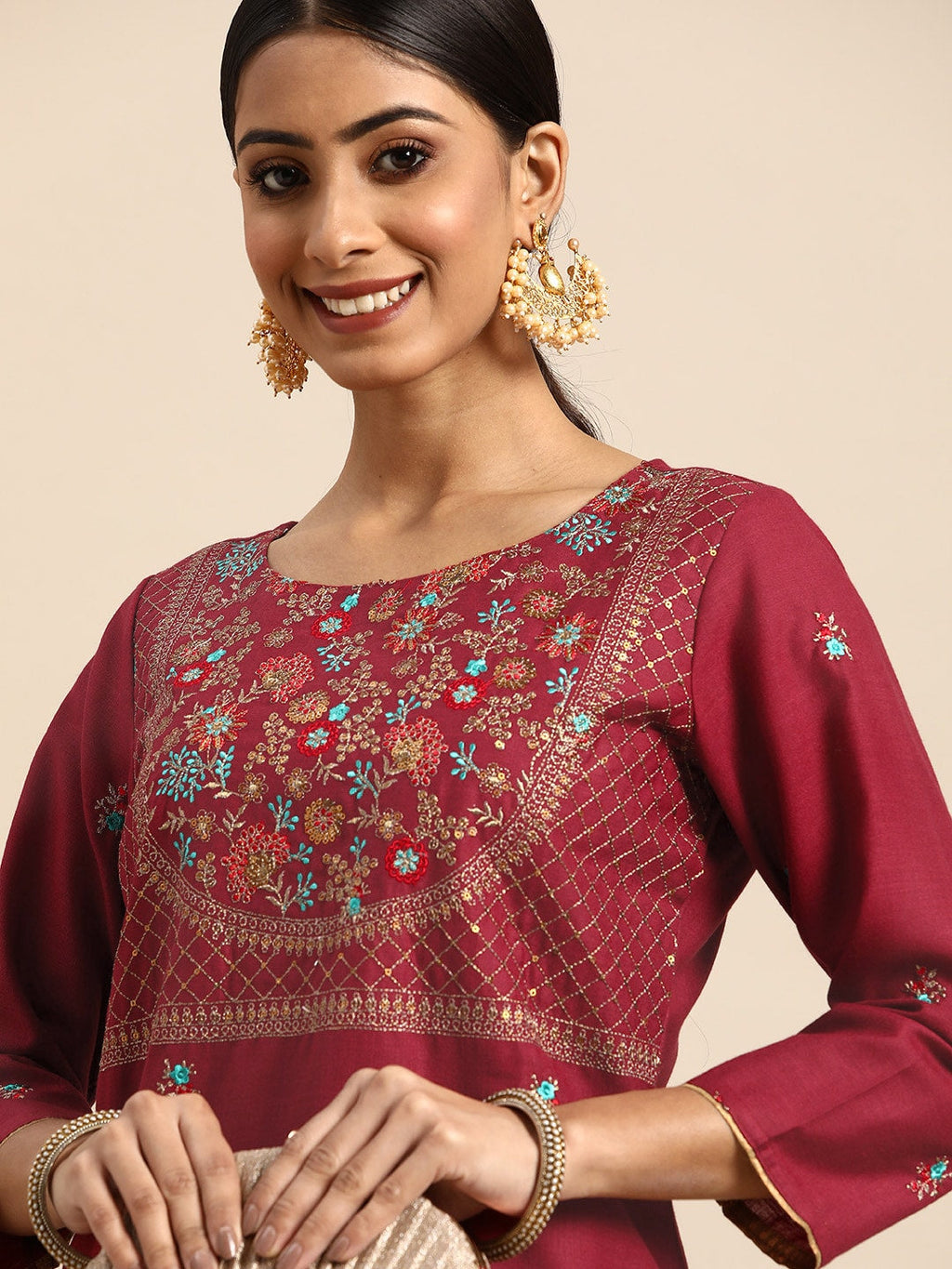 Sangria Women Red Yoke Design Sequined Kurta