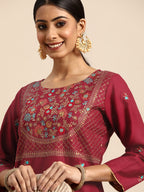 Sangria Women Red Yoke Design Sequined Kurta