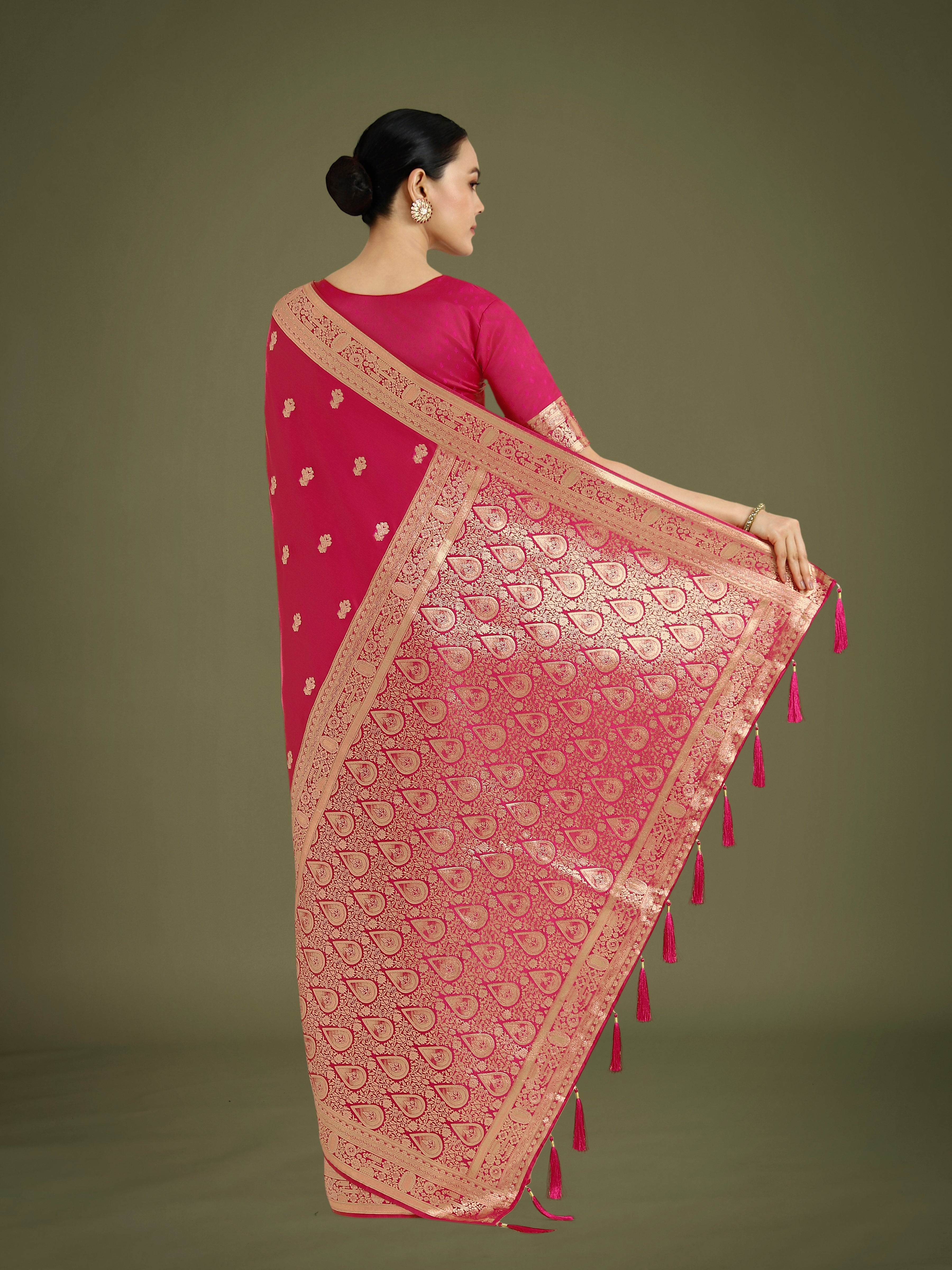 Monjolika Fashion Hot Pink With Gold Bordar Banarasi Woven Satin Saree