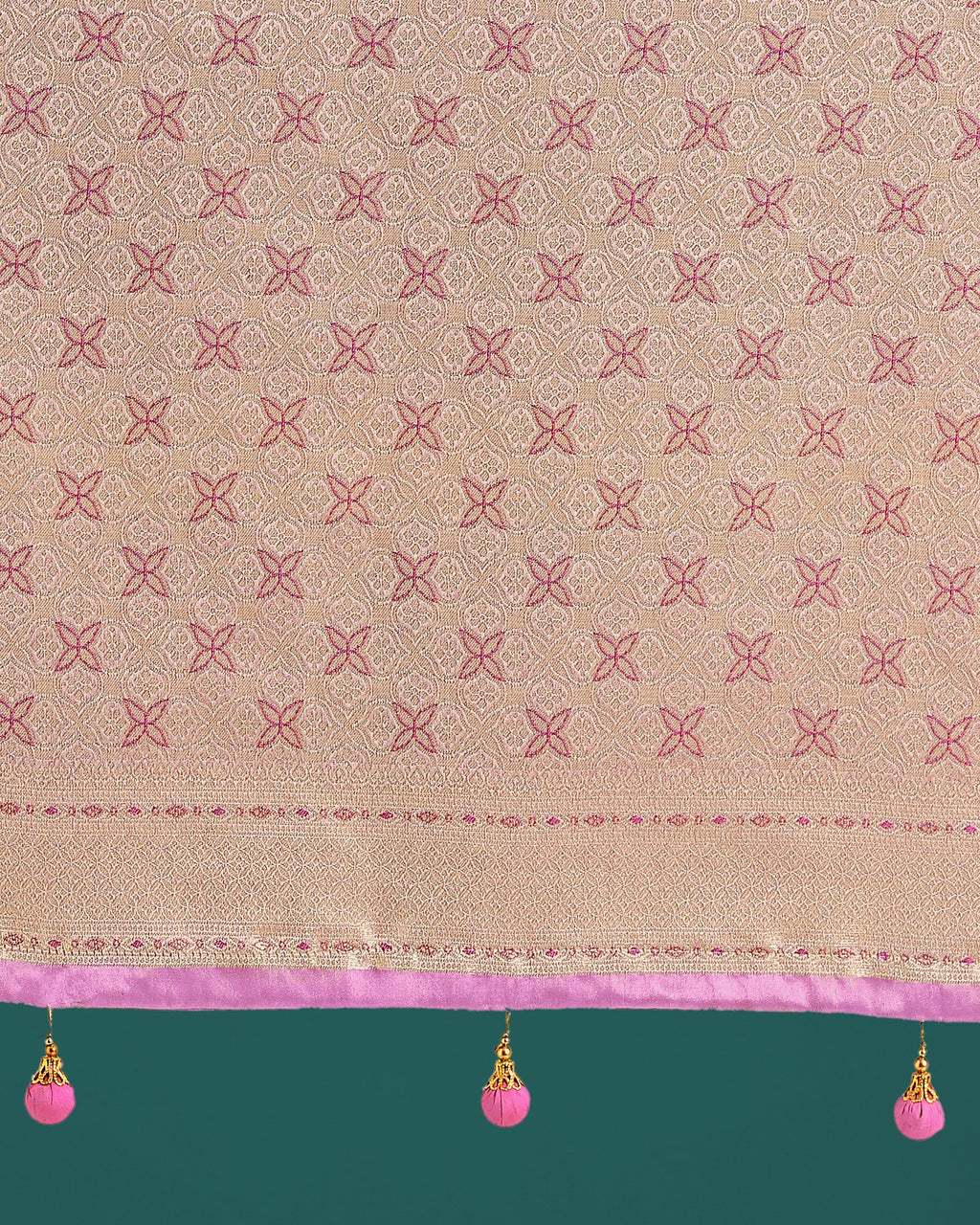Monjolika Fashion Wonderful Light Lilac Soft Banarasi Satin Silk Leheriya Design Saree - Distacart