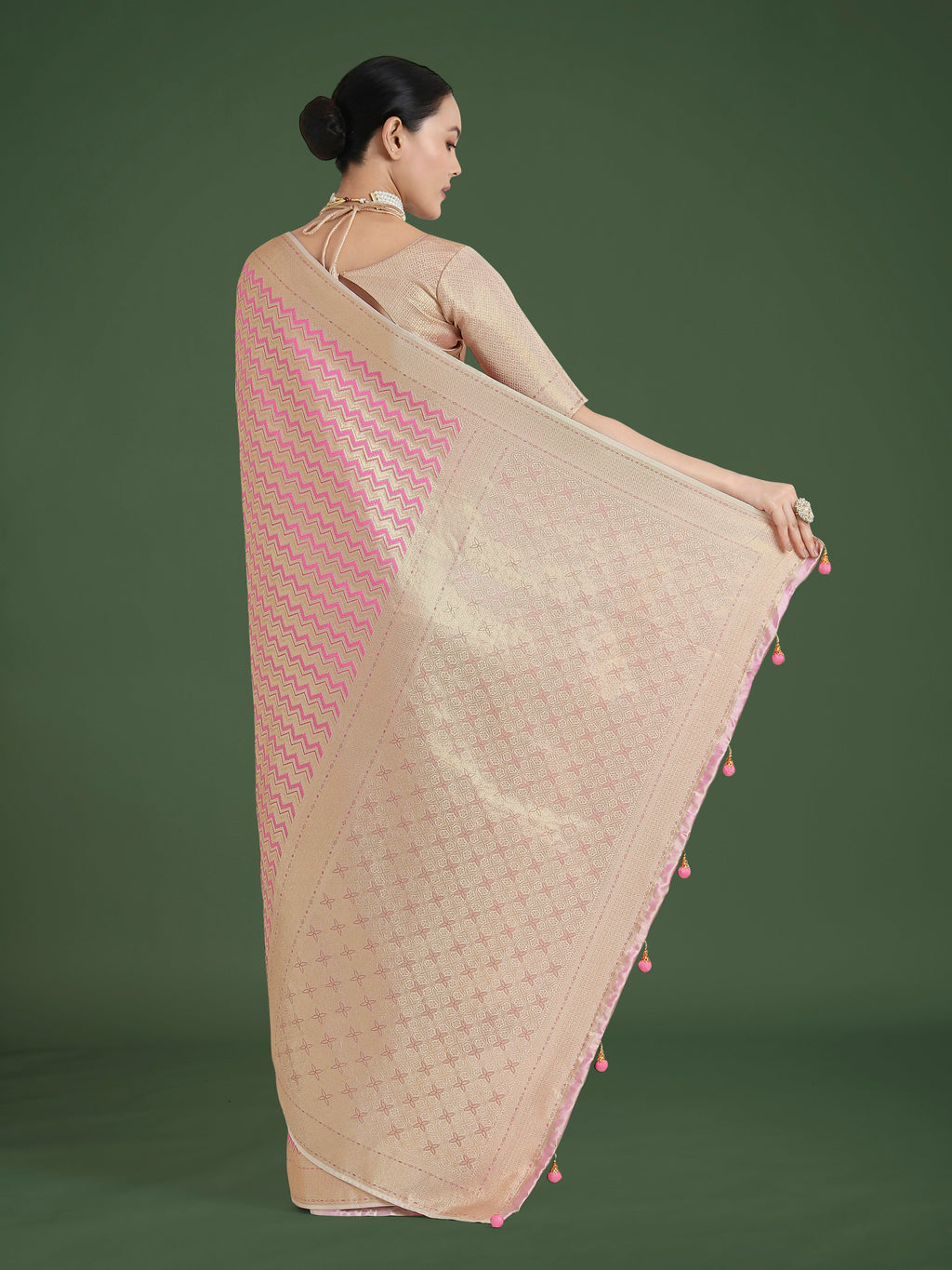 Monjolika Fashion Wonderful Light Pink Soft Banarasi Satin Silk Leheriya Design Saree - Distacart