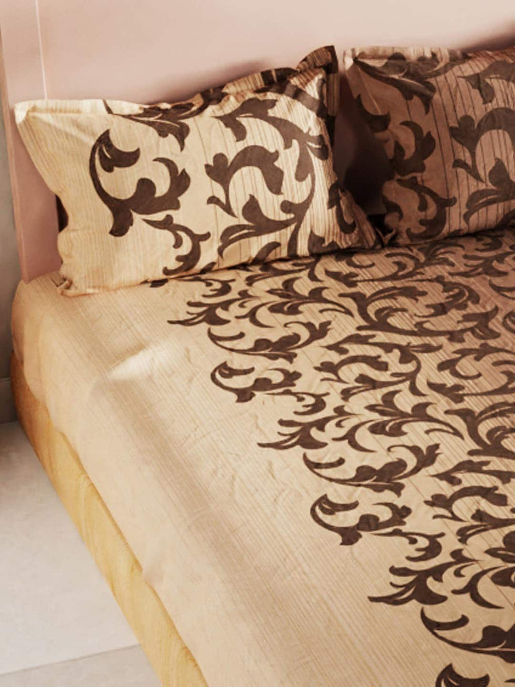 BIANCA Brown Floral 200 TC King Bedsheet with 2 Pillow Covers