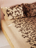 BIANCA Brown Floral 200 TC King Bedsheet with 2 Pillow Covers