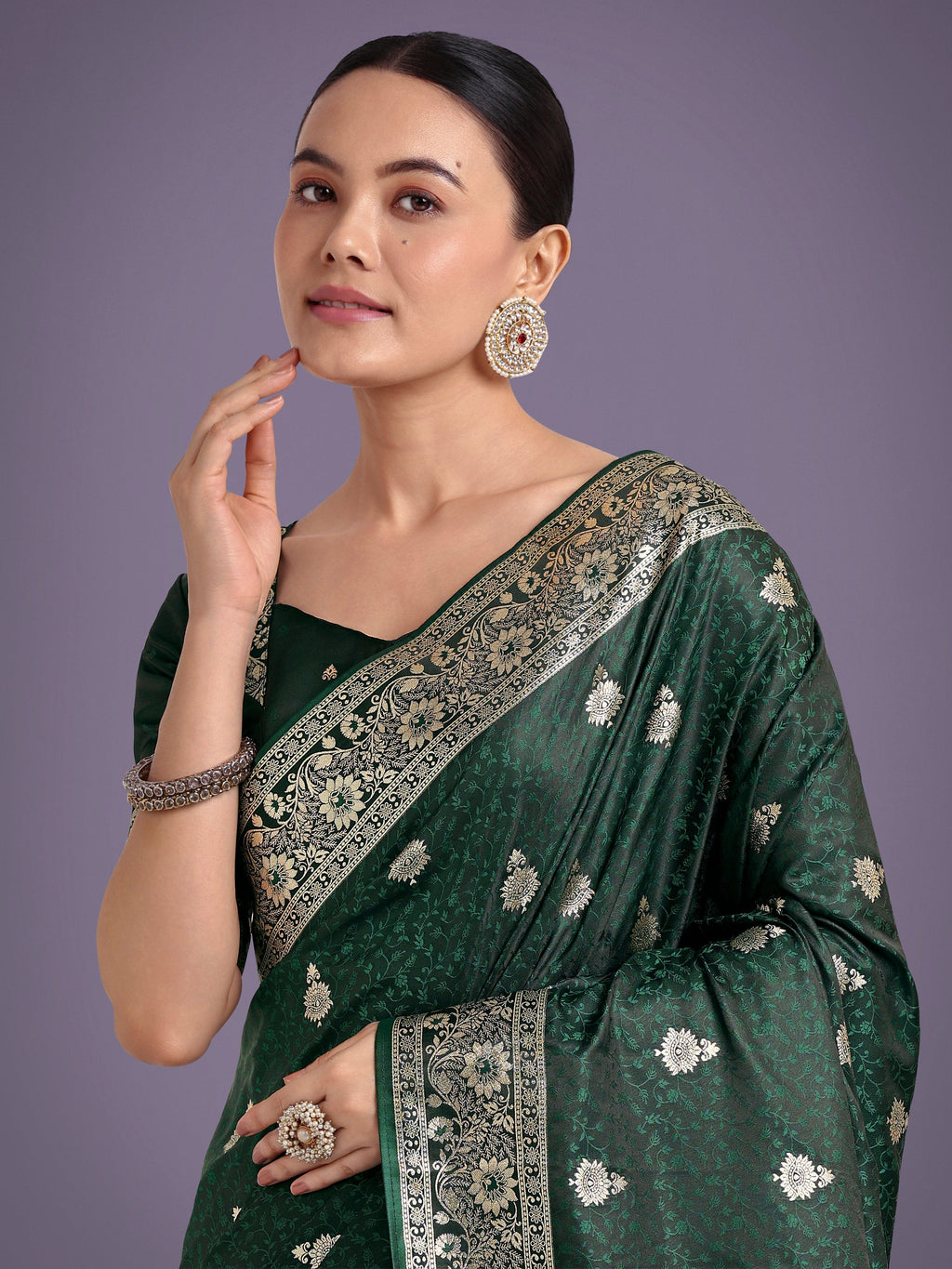 Monjolika Fashion Dark Green Banarasi Satin Silk Saree with Intricate Zari Work with Rich Weaving Pattern - Distacart