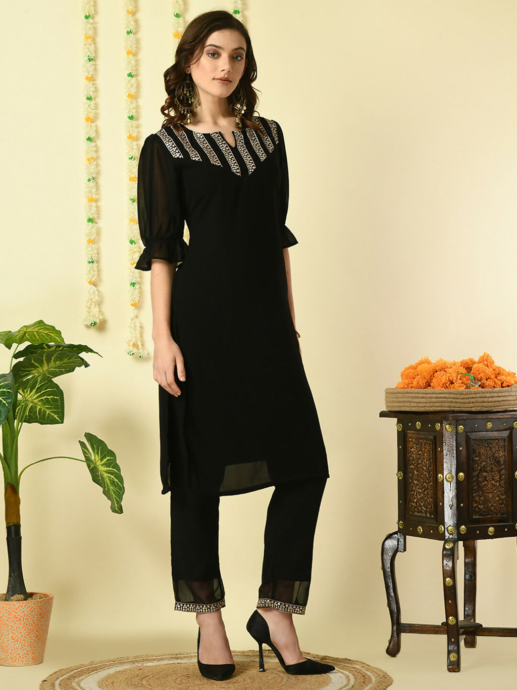 Myshka Women's Black Georgette Kurta With Trousers Party Sets
