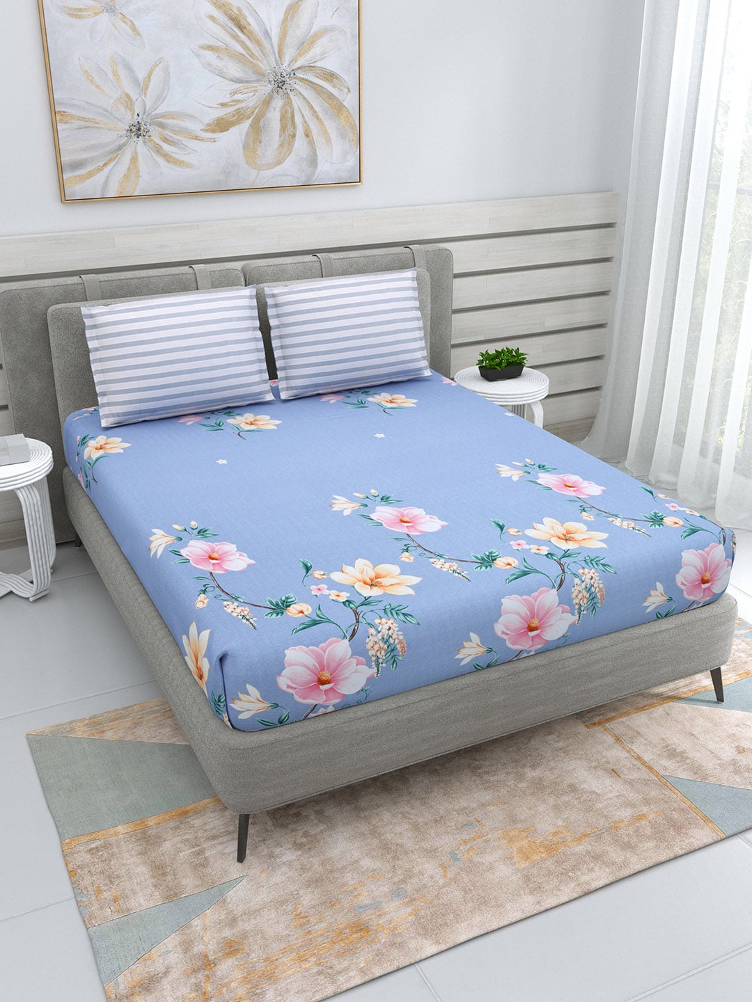 DREAM WEAVERZ Blue & Pink Floral Glazed Cotton 220 TC King Bedsheet with 2 Pillow Covers