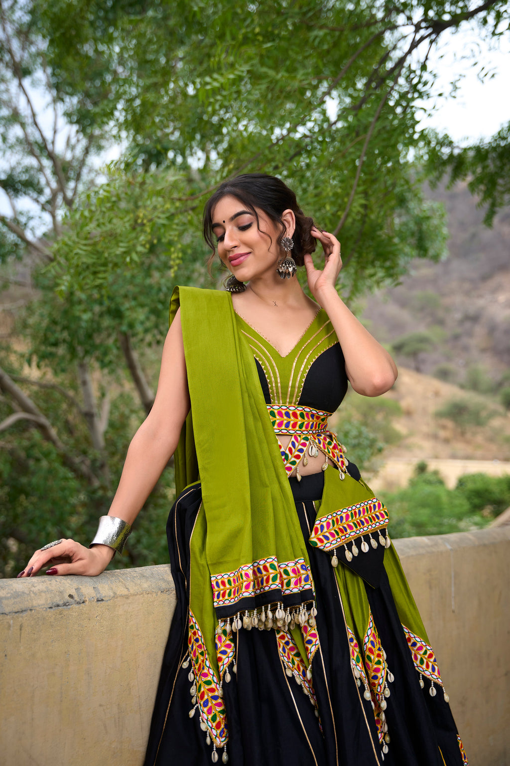 Lorenvalley Pure Cotton Plain With Gamthi Work And Gota Patti With Cowrie (Kodi) Lace Touch Up Lehenga Choli with Dupatta