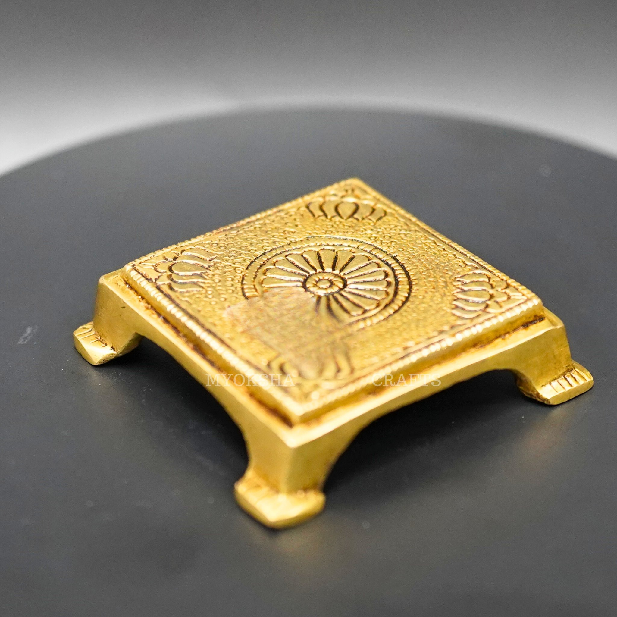 Brass Chowki Peeta
